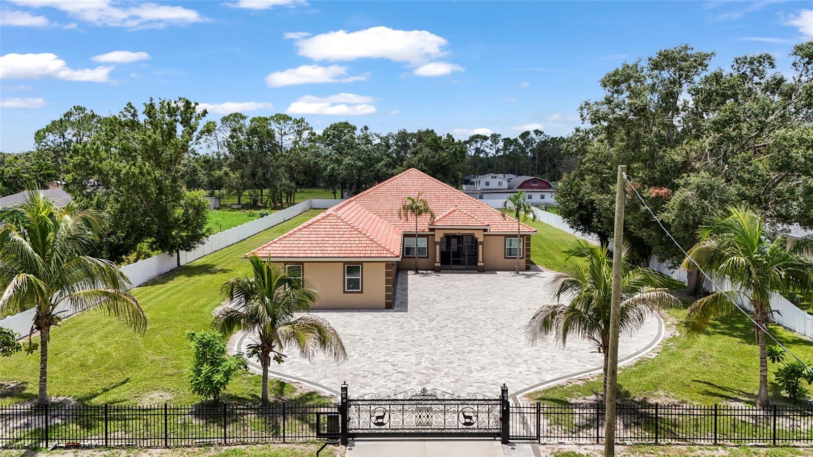 Details for 5714 38th Avenue E, BRADENTON, FL 34208