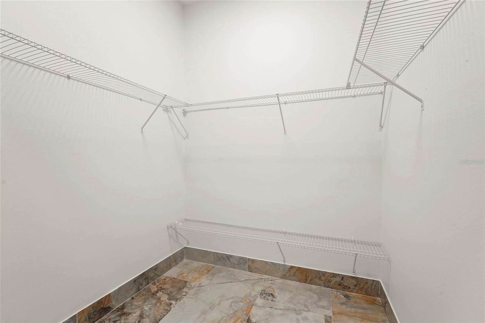 Image 34 of 83 For 5714 38th Avenue E