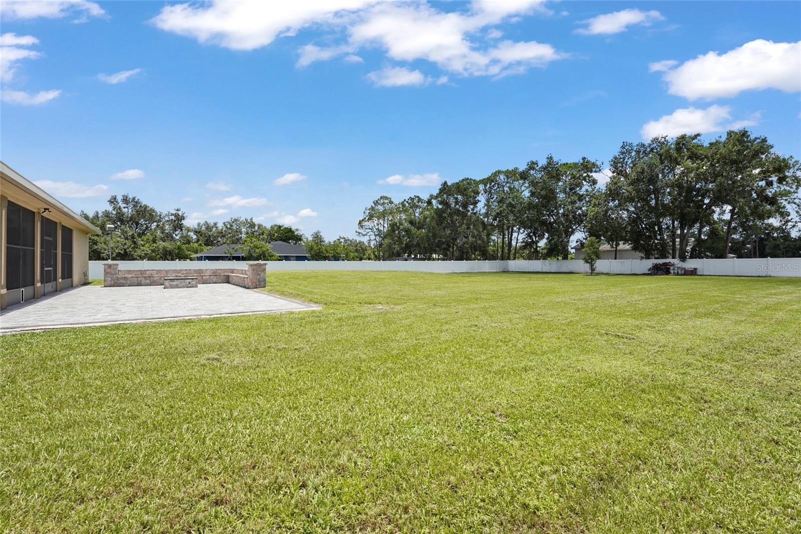Image 61 of 83 For 5714 38th Avenue E
