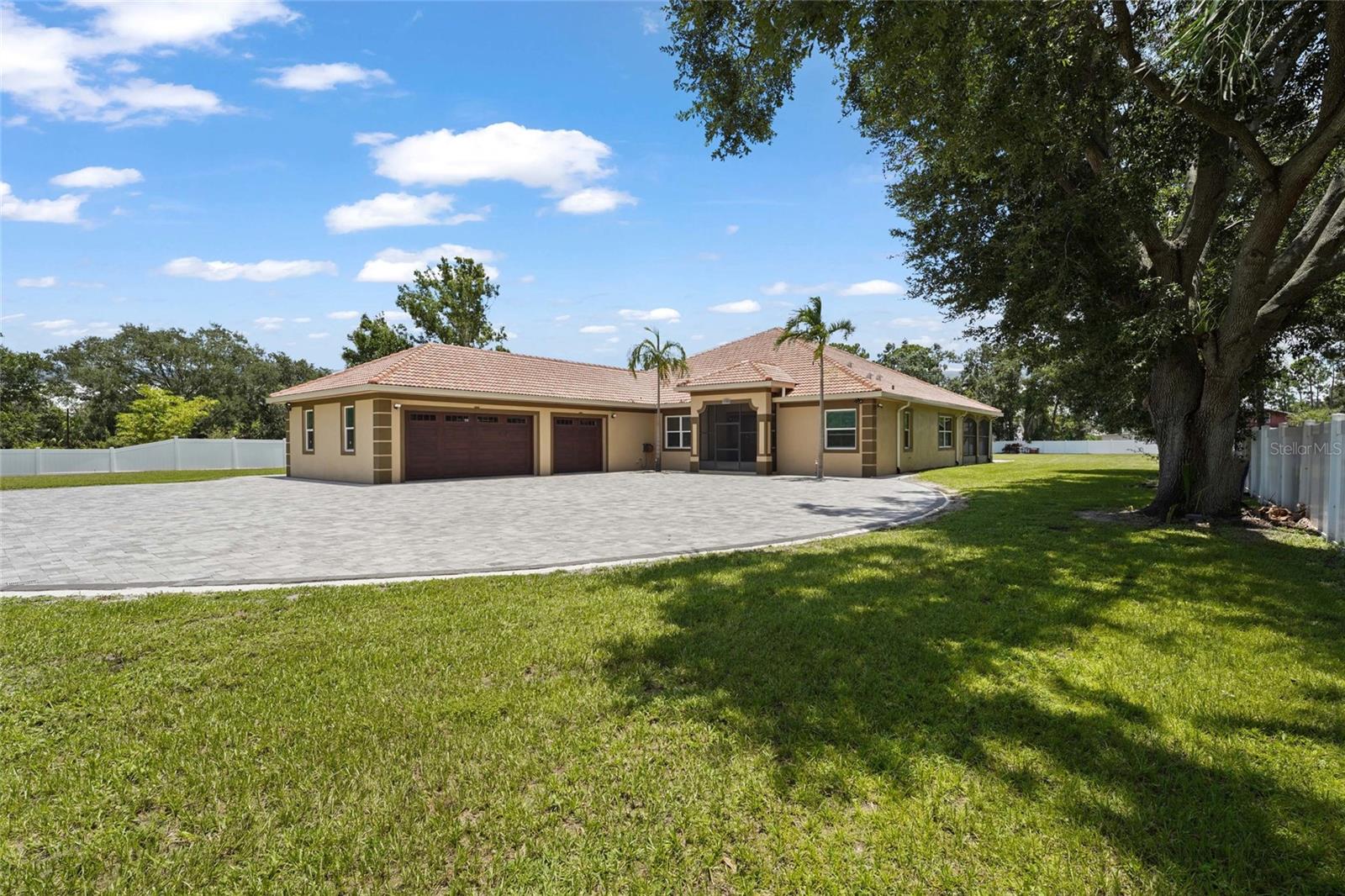 Image 73 of 83 For 5714 38th Avenue E
