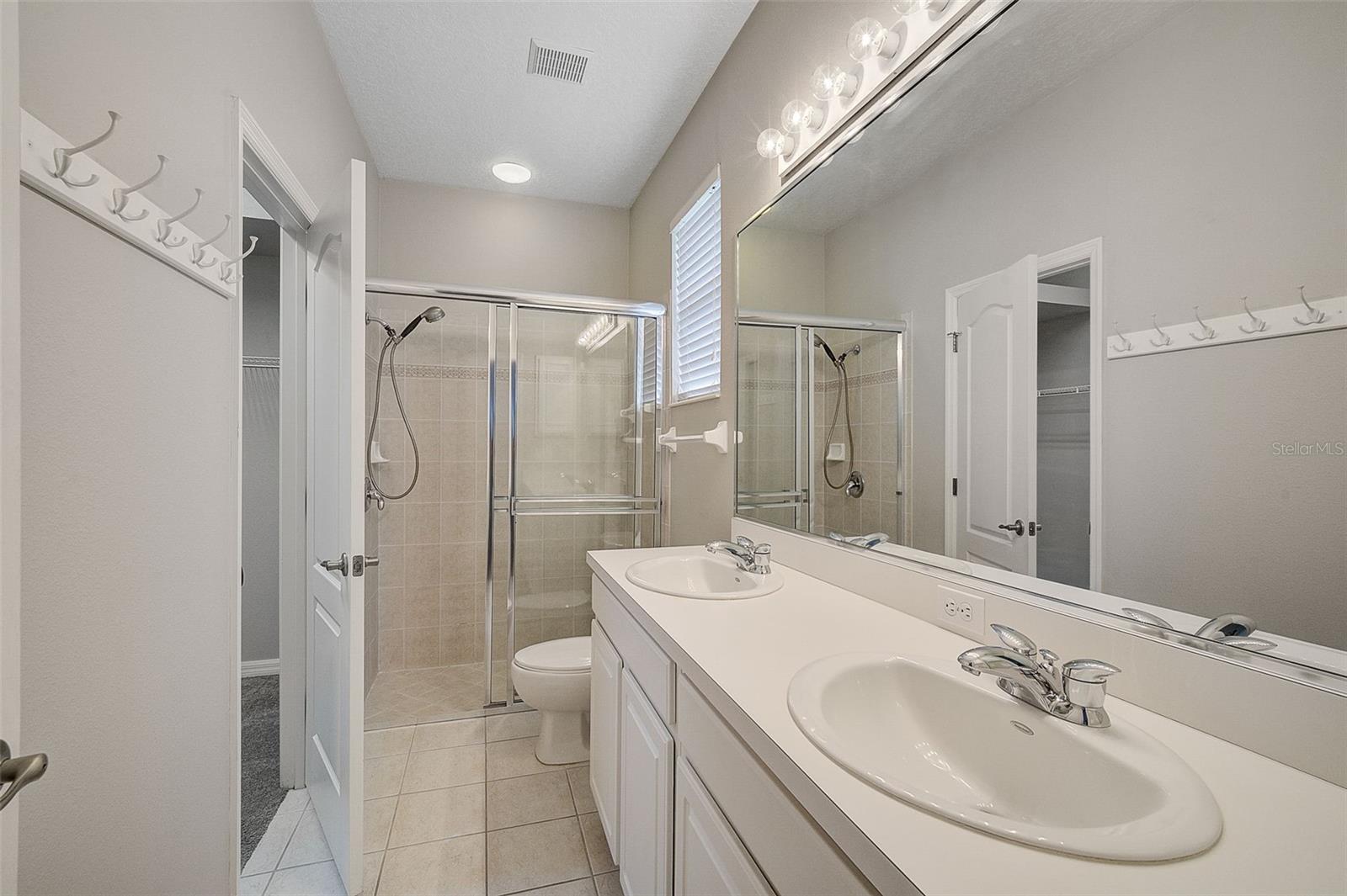Image 17 of 34 For 8930 Founders Circle