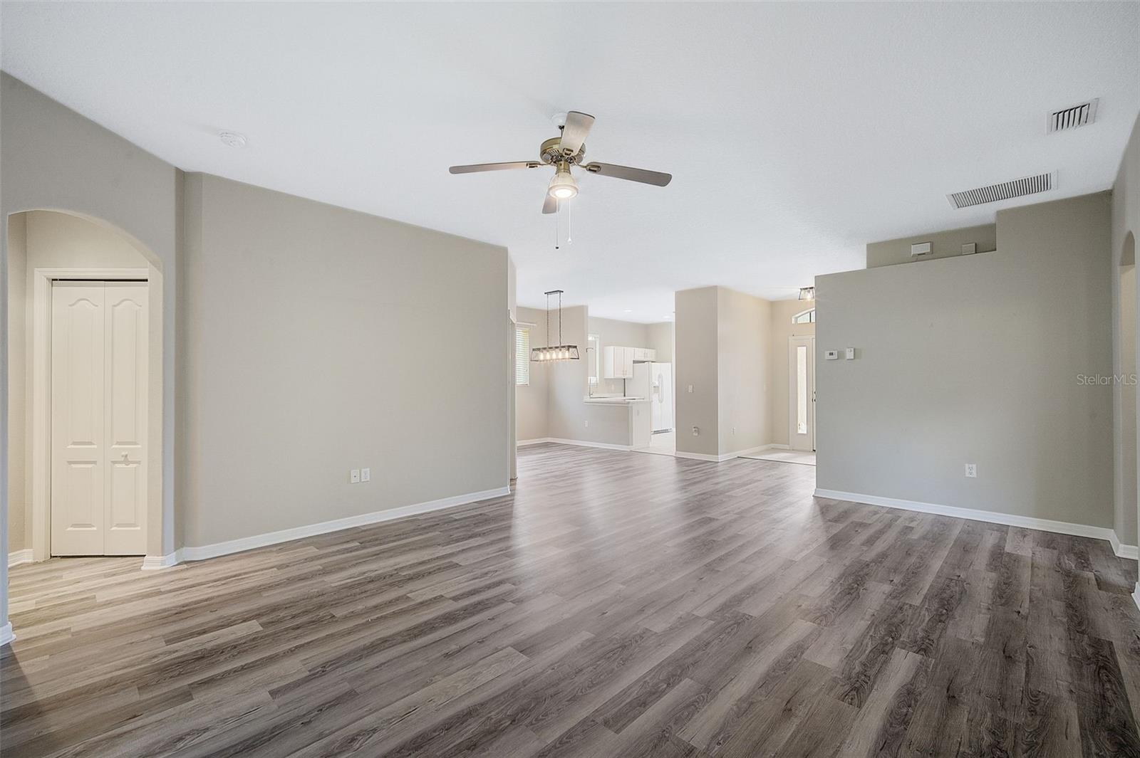 Image 4 of 34 For 8930 Founders Circle