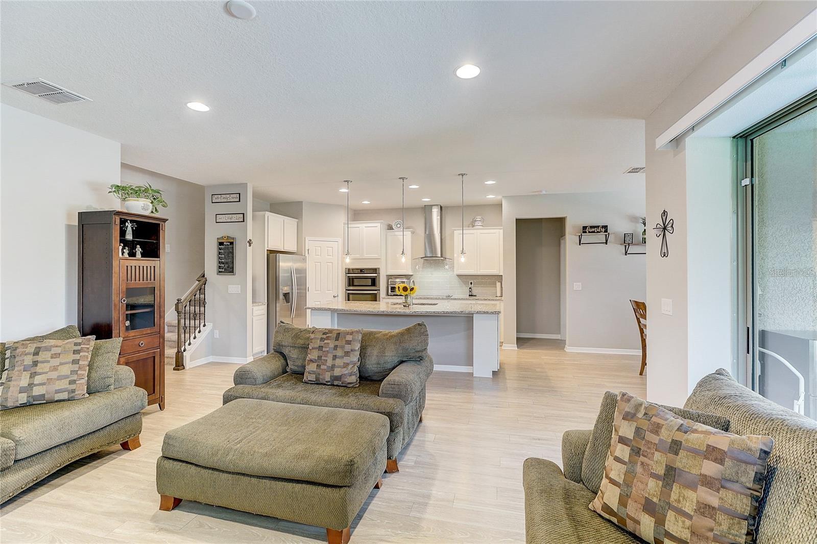 Image 10 of 86 For 4905 111th Terrace E