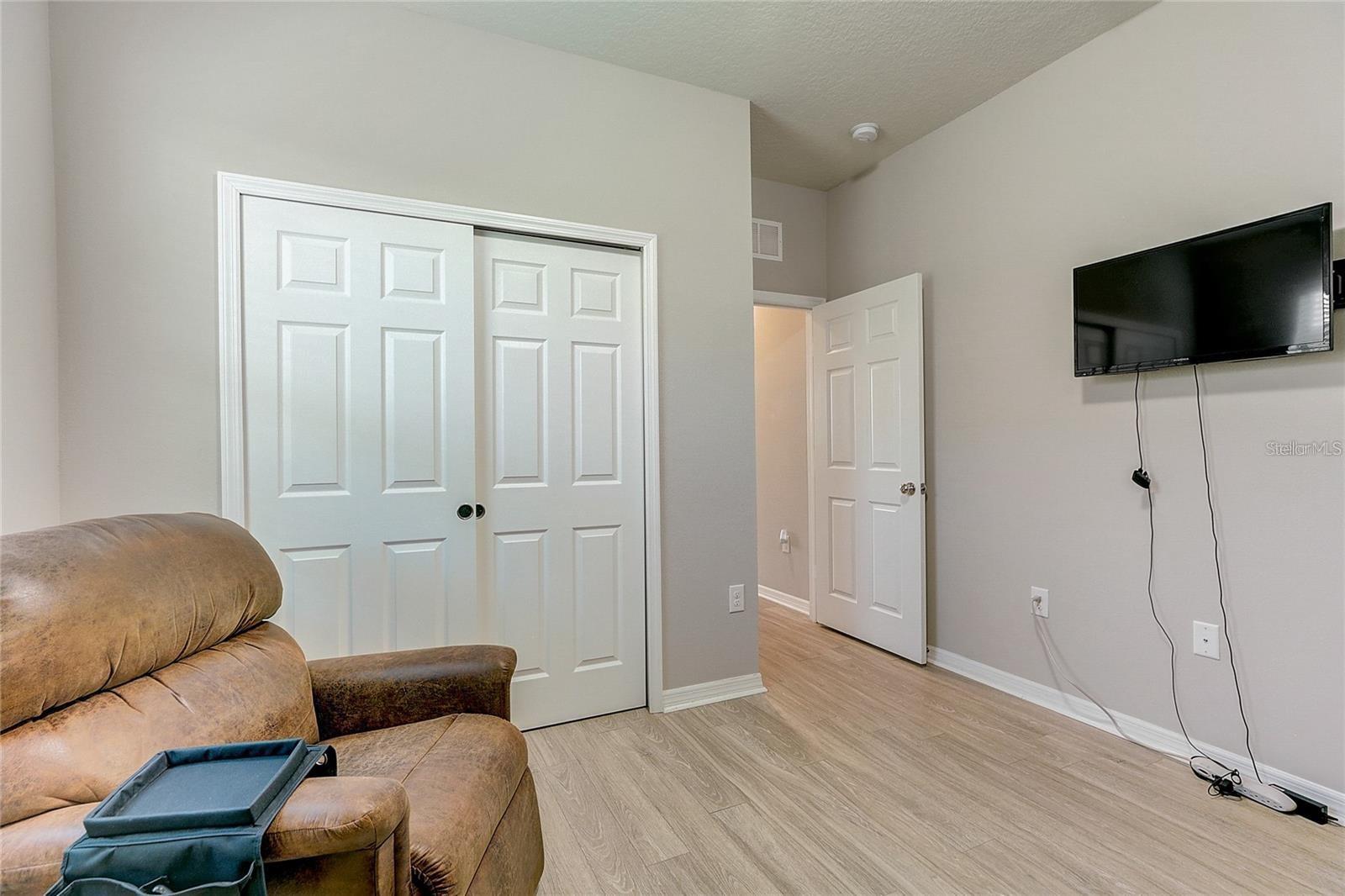 Image 17 of 86 For 4905 111th Terrace E