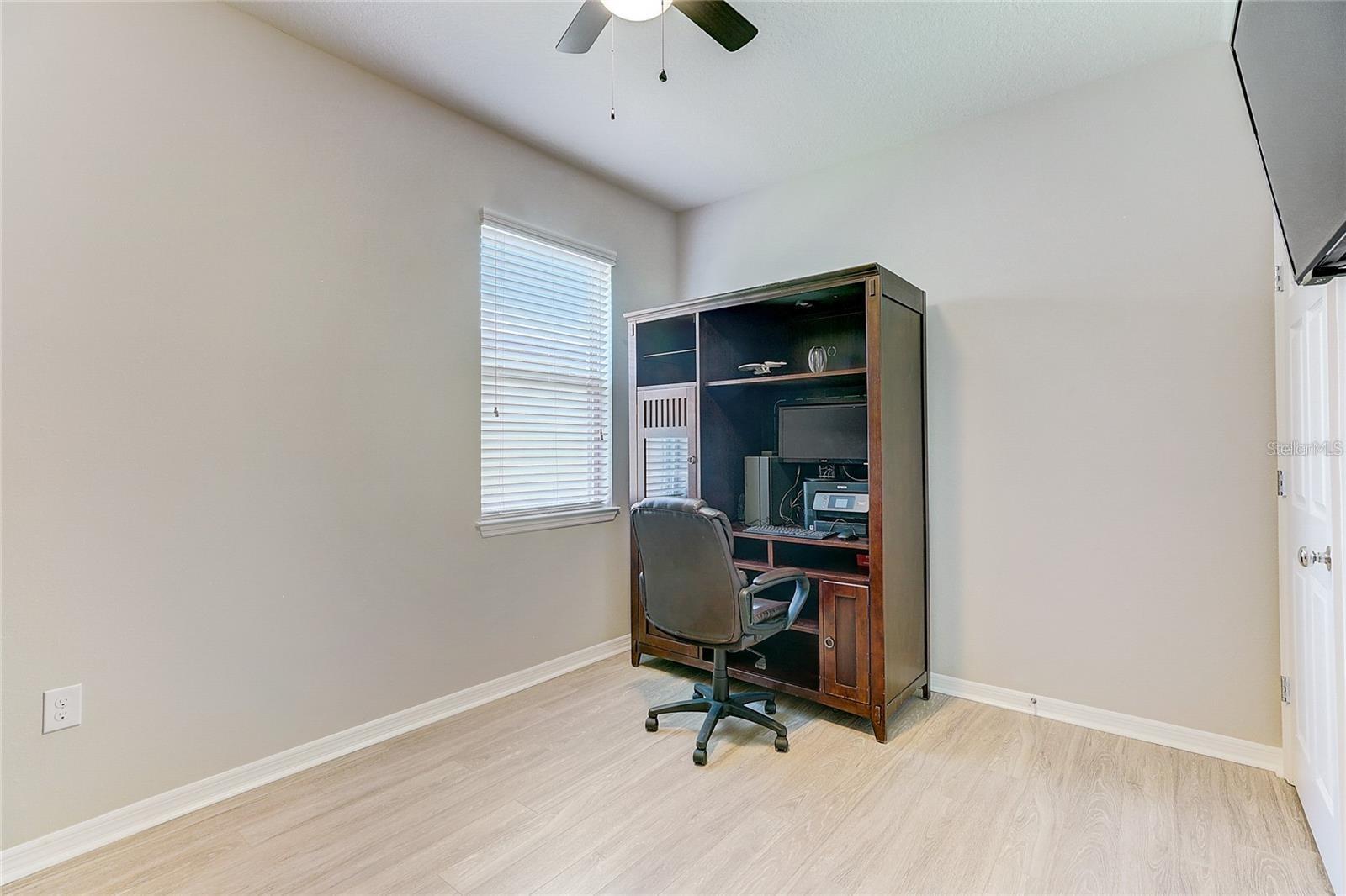 Image 22 of 86 For 4905 111th Terrace E