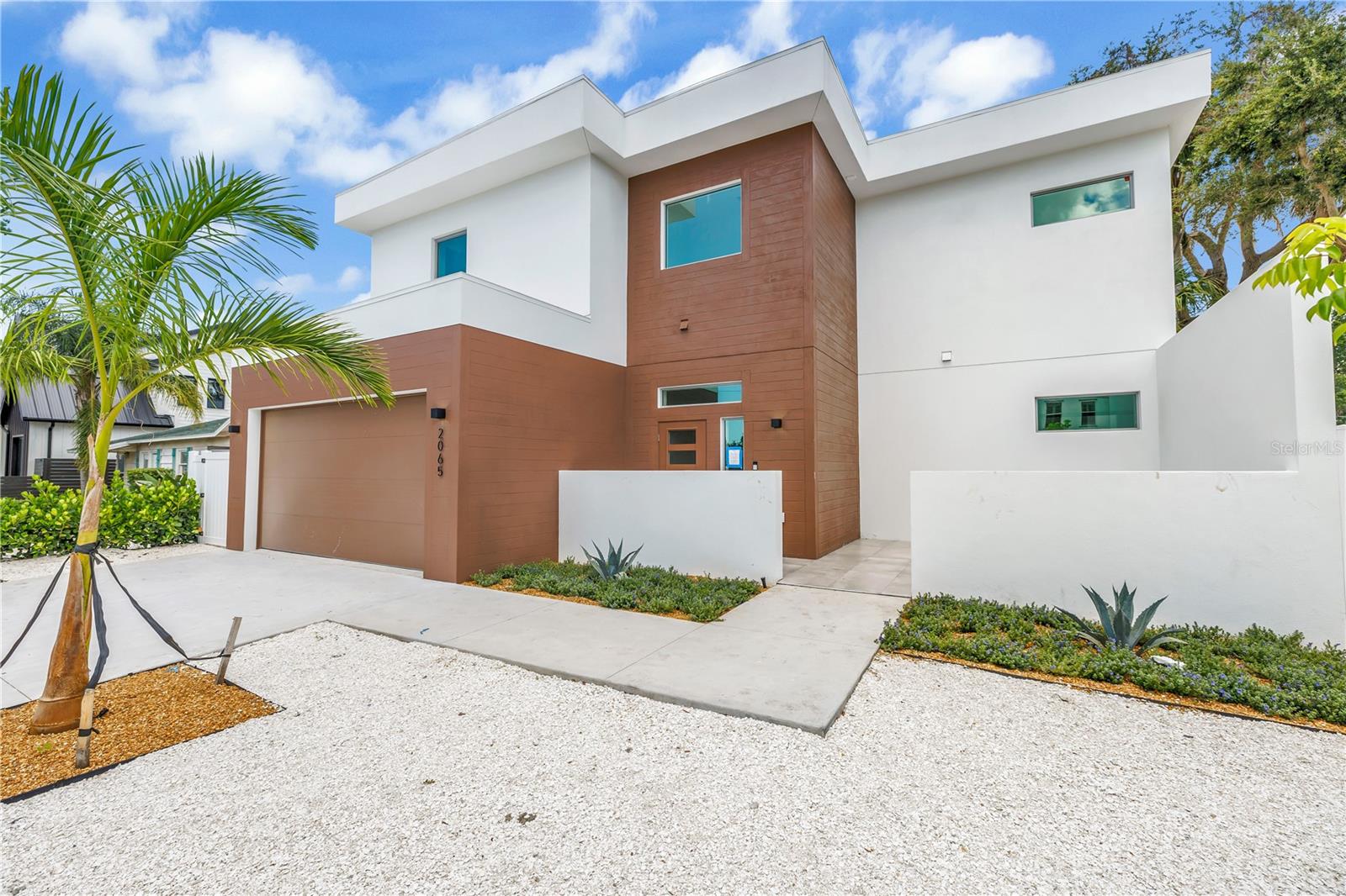 Image 2 of 63 For 2065 Goldenrod Street