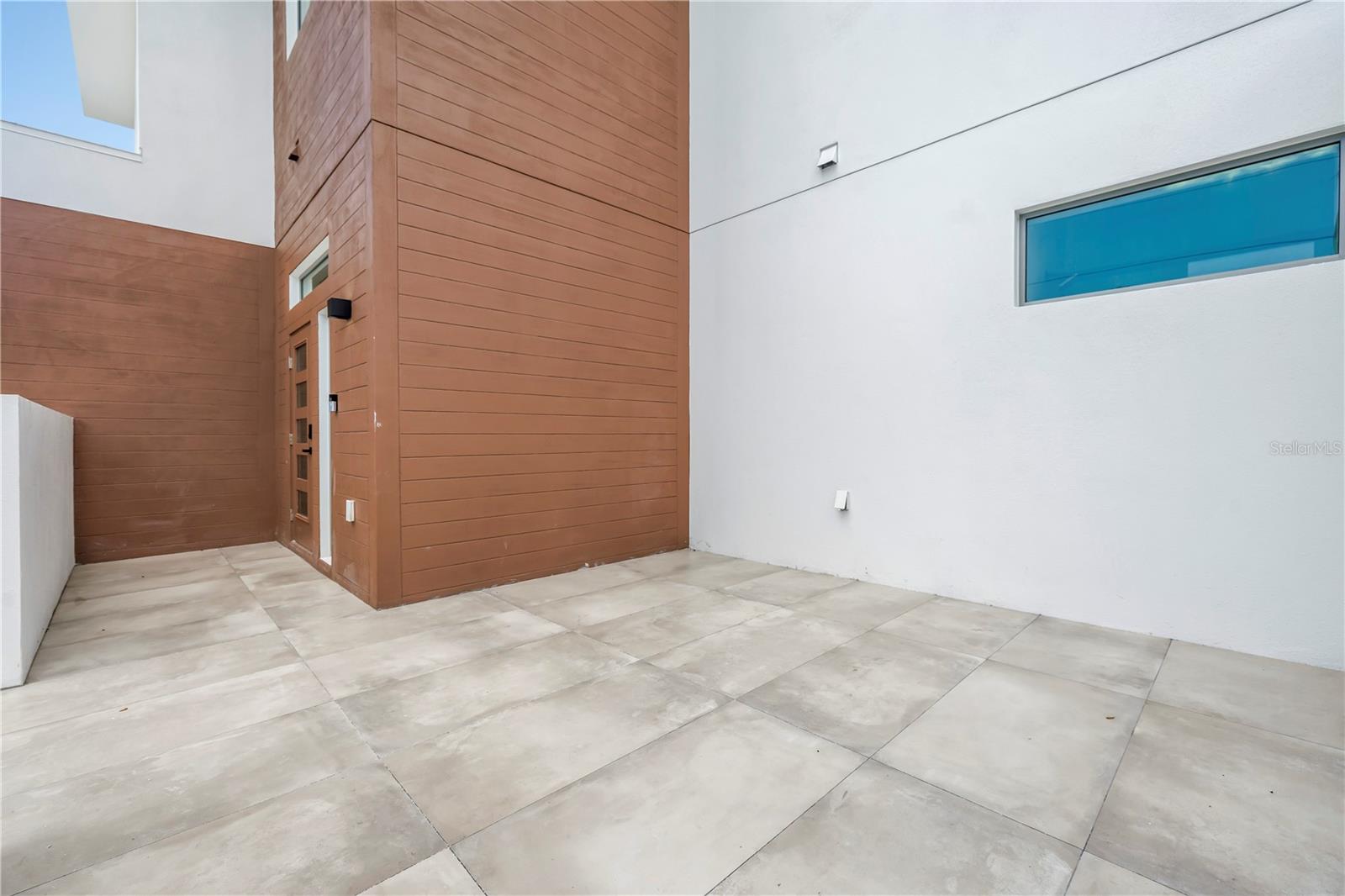 Image 3 of 63 For 2065 Goldenrod Street
