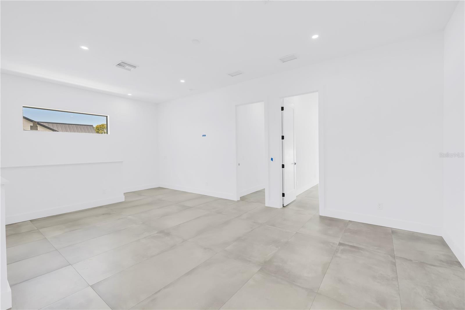 Image 30 of 63 For 2065 Goldenrod Street