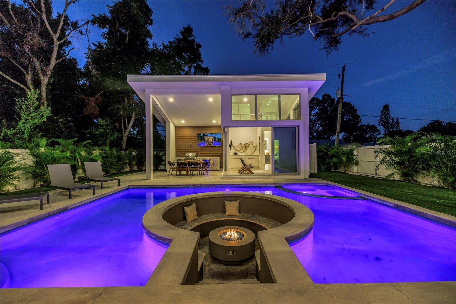 Image 78 of 91 For 2065 Goldenrod Street