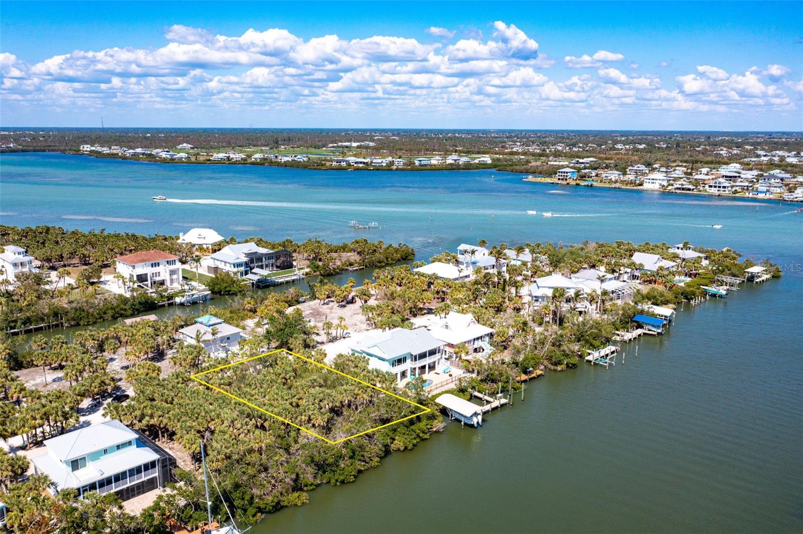 Image 4 of 4 For 72 Palm Drive