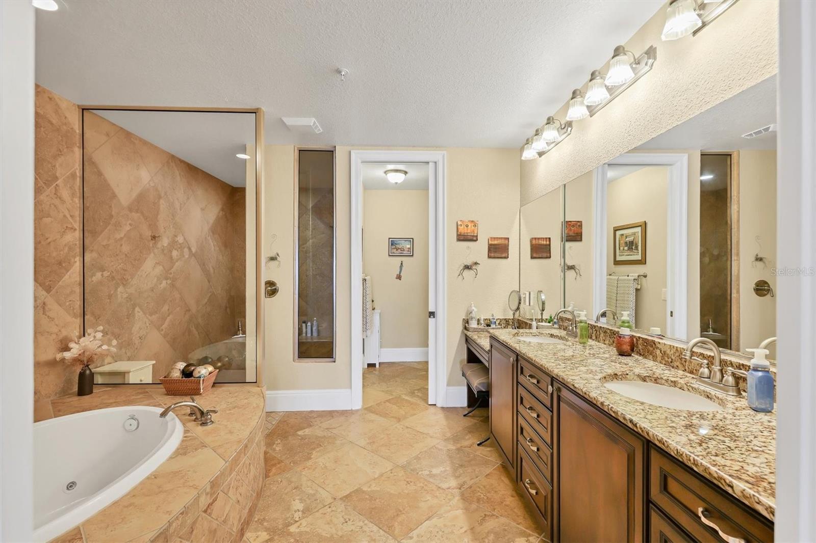 Image 18 of 33 For 2925 Terra Ceia Bay Boulevard 2902