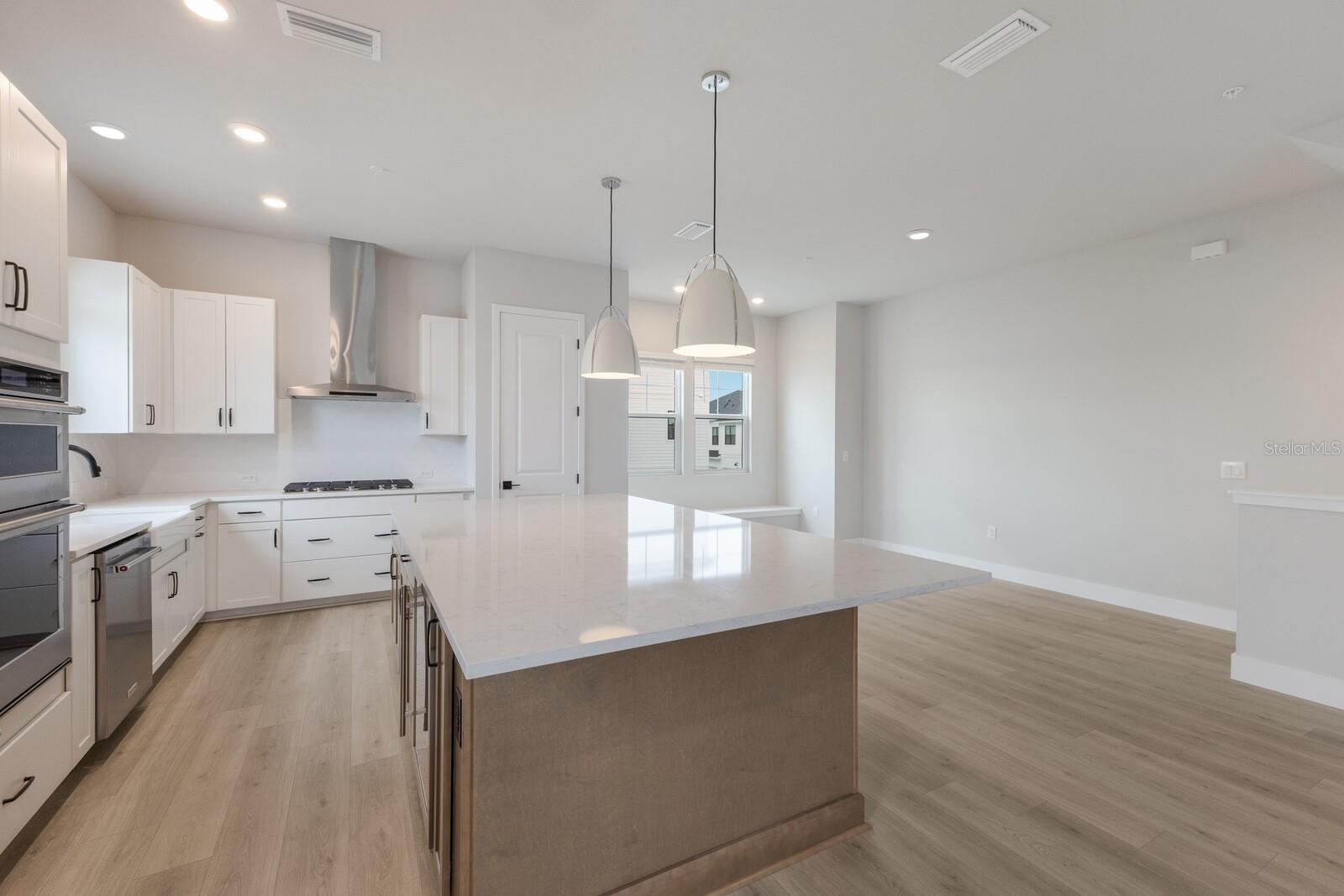 Image 8 of 33 For 7420 Newham Lane
