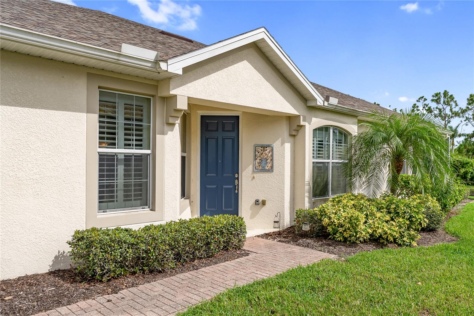 Image 13 of 59 For 29687 Niagara Court