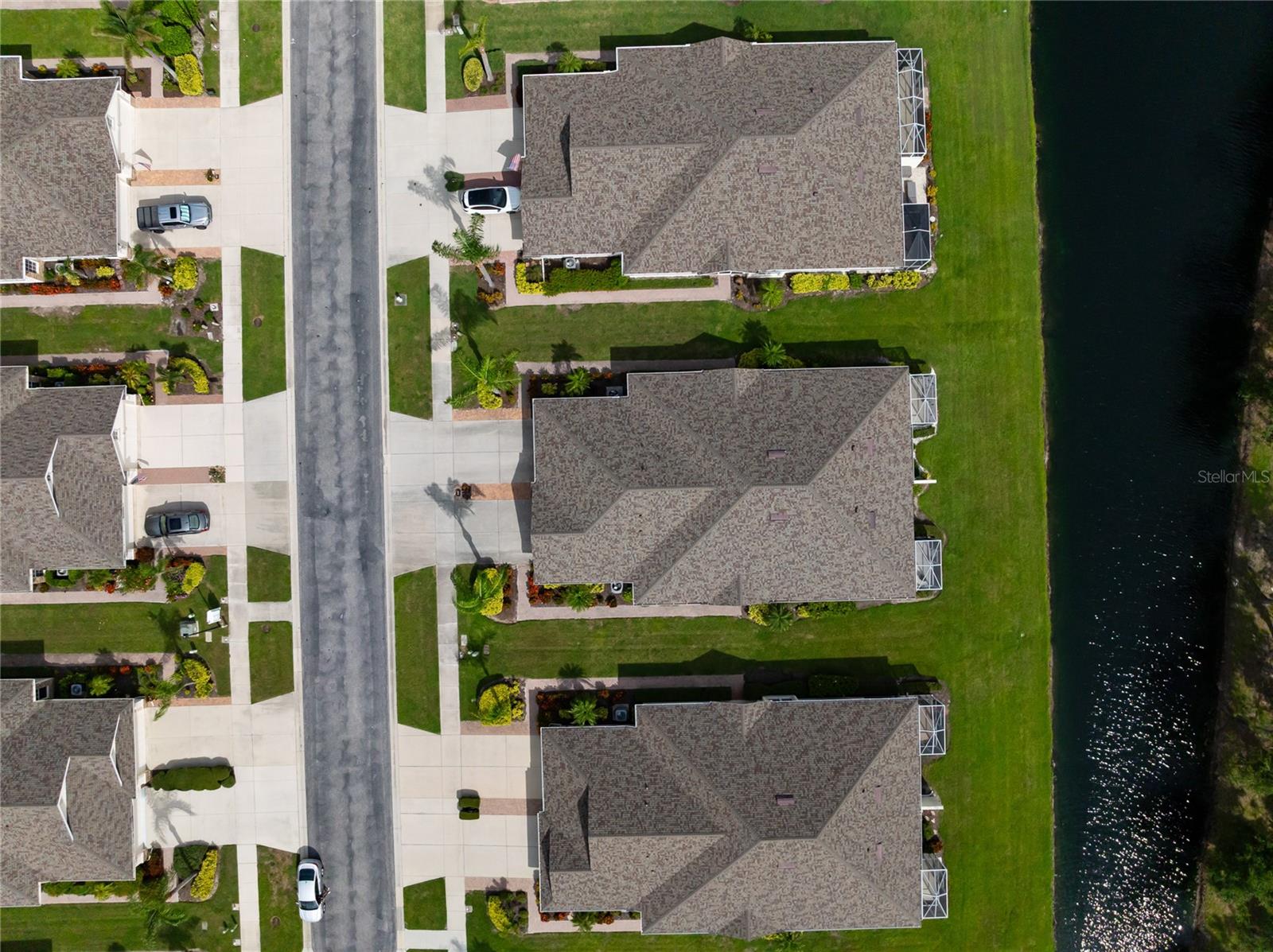 Image 4 of 59 For 29687 Niagara Court