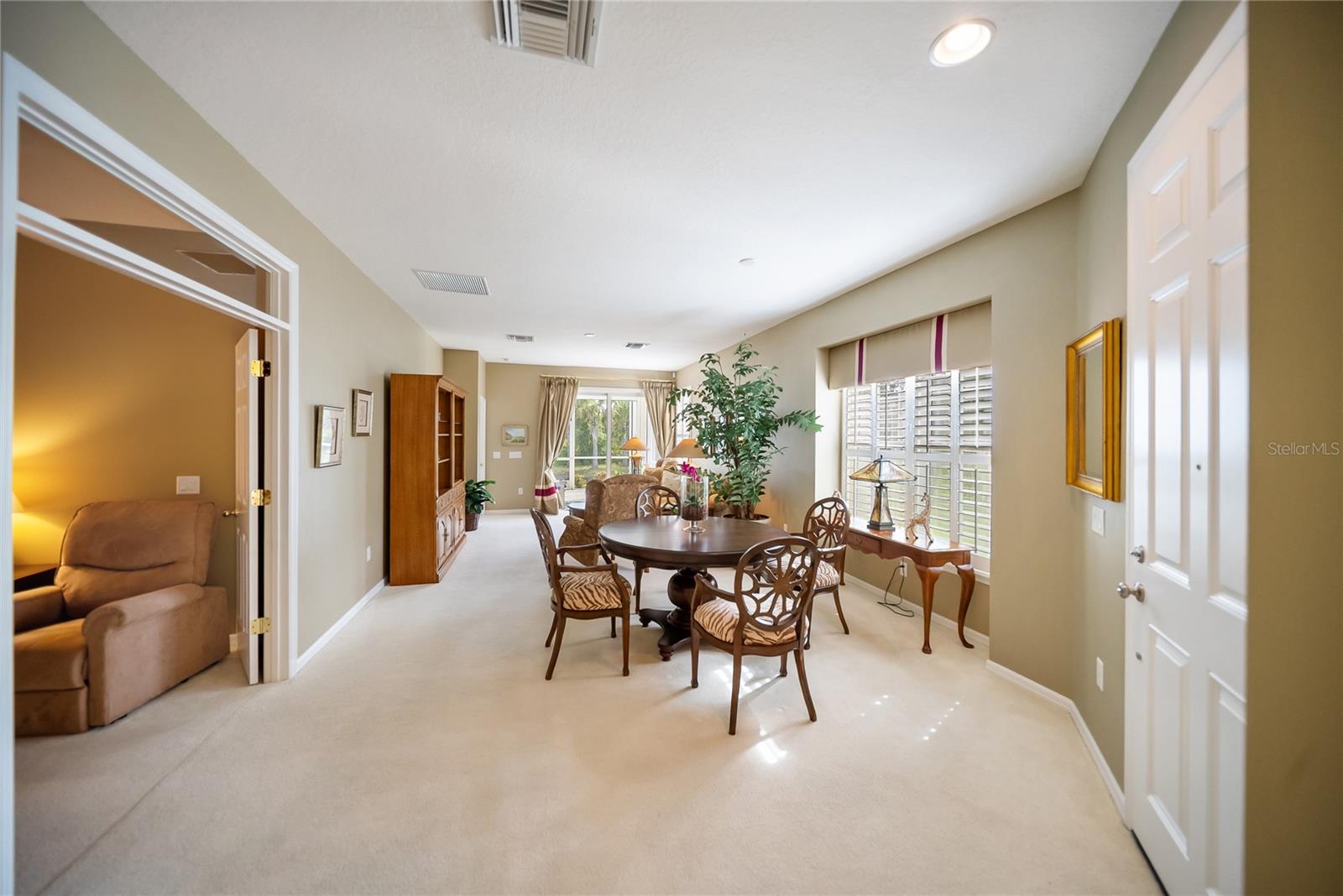 Image 40 of 59 For 29687 Niagara Court