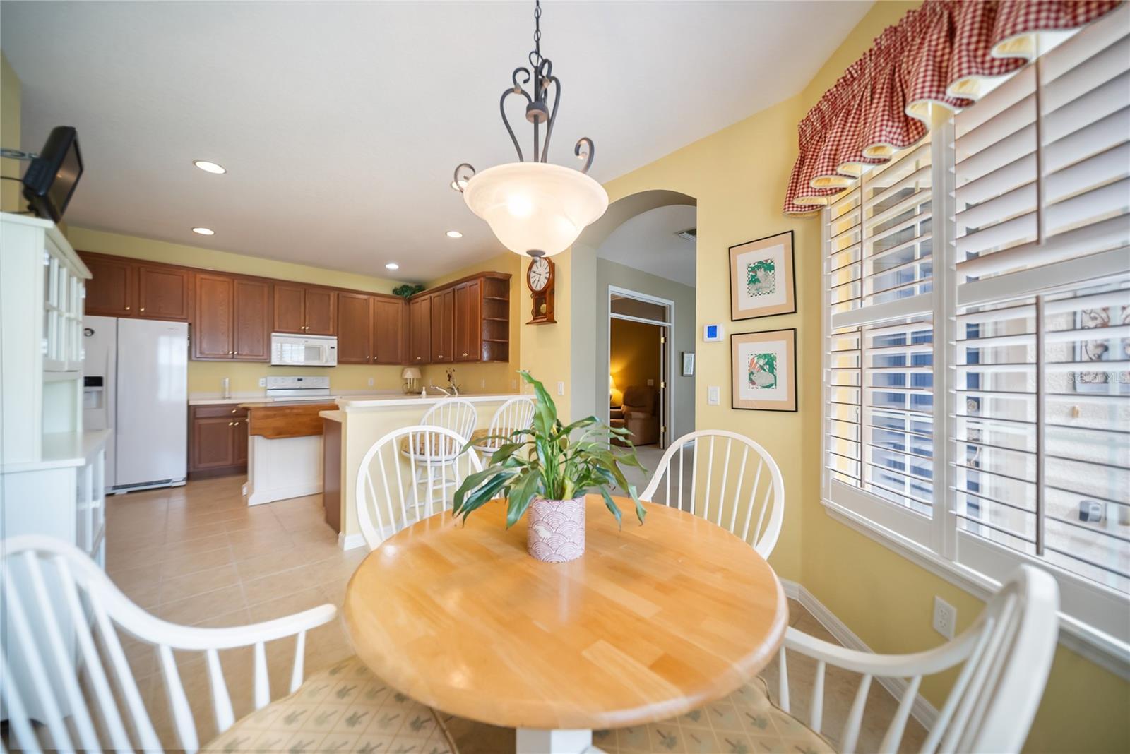 Image 47 of 59 For 29687 Niagara Court