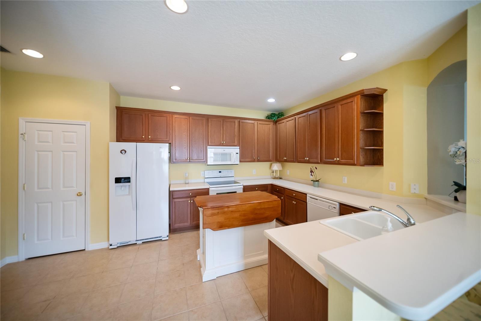 Image 48 of 59 For 29687 Niagara Court