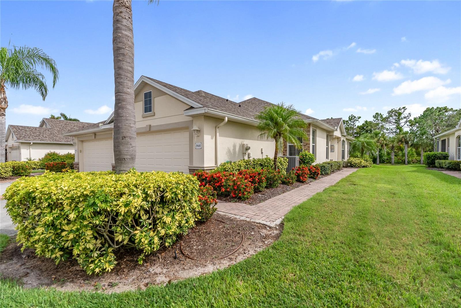 Image 8 of 59 For 29687 Niagara Court
