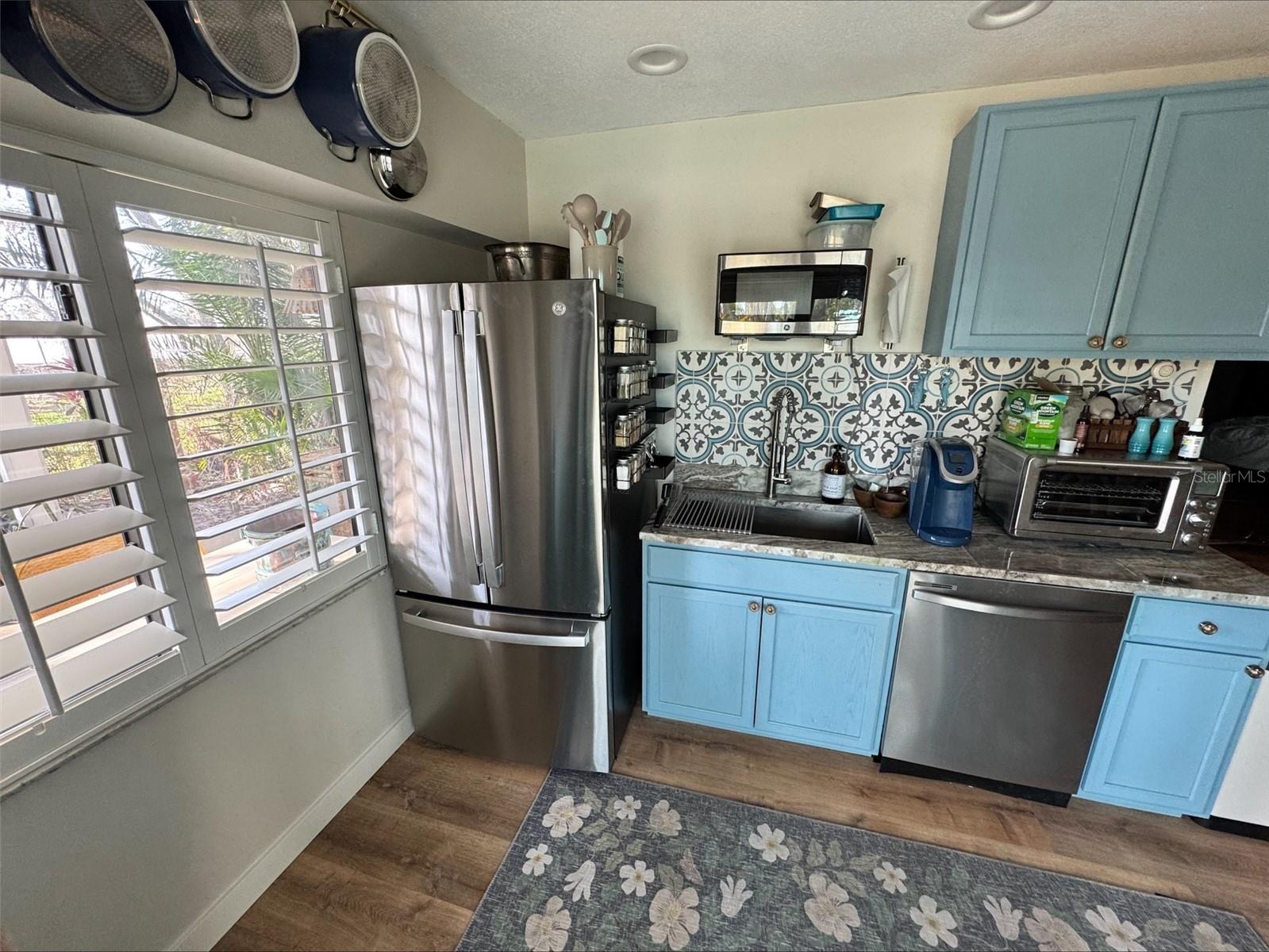 Image 38 of 96 For 9403 9th Avenue Nw