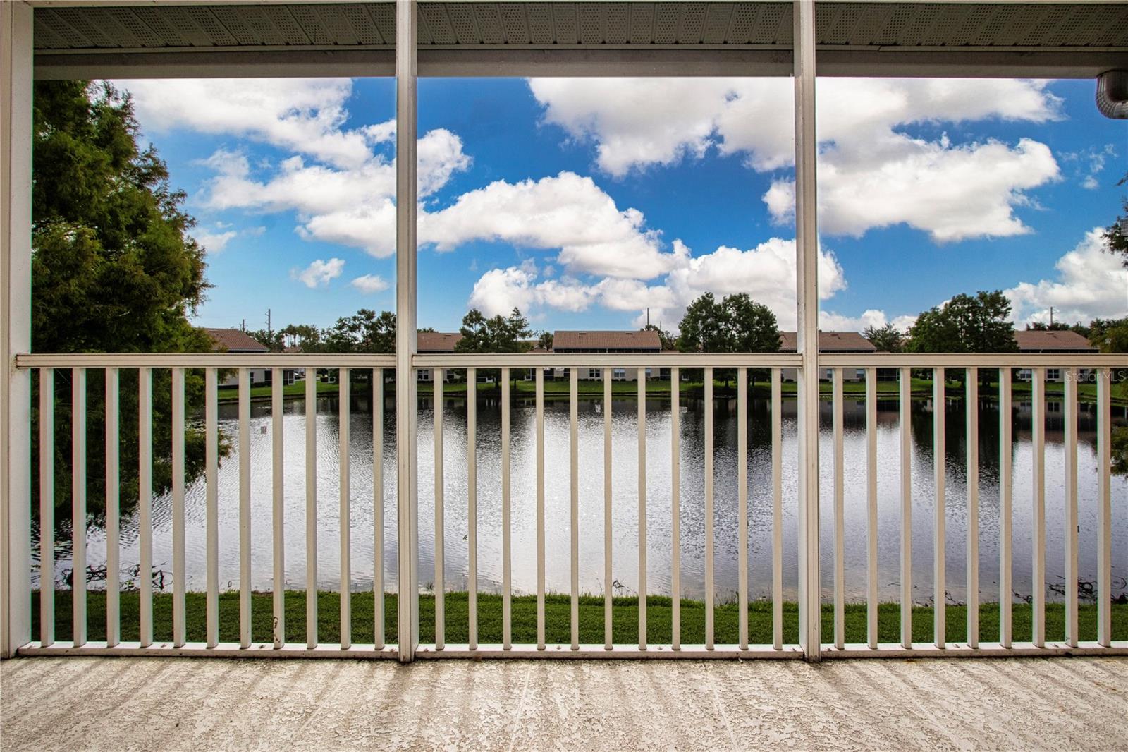 Image 10 of 41 For 7117 Strand Circle 201