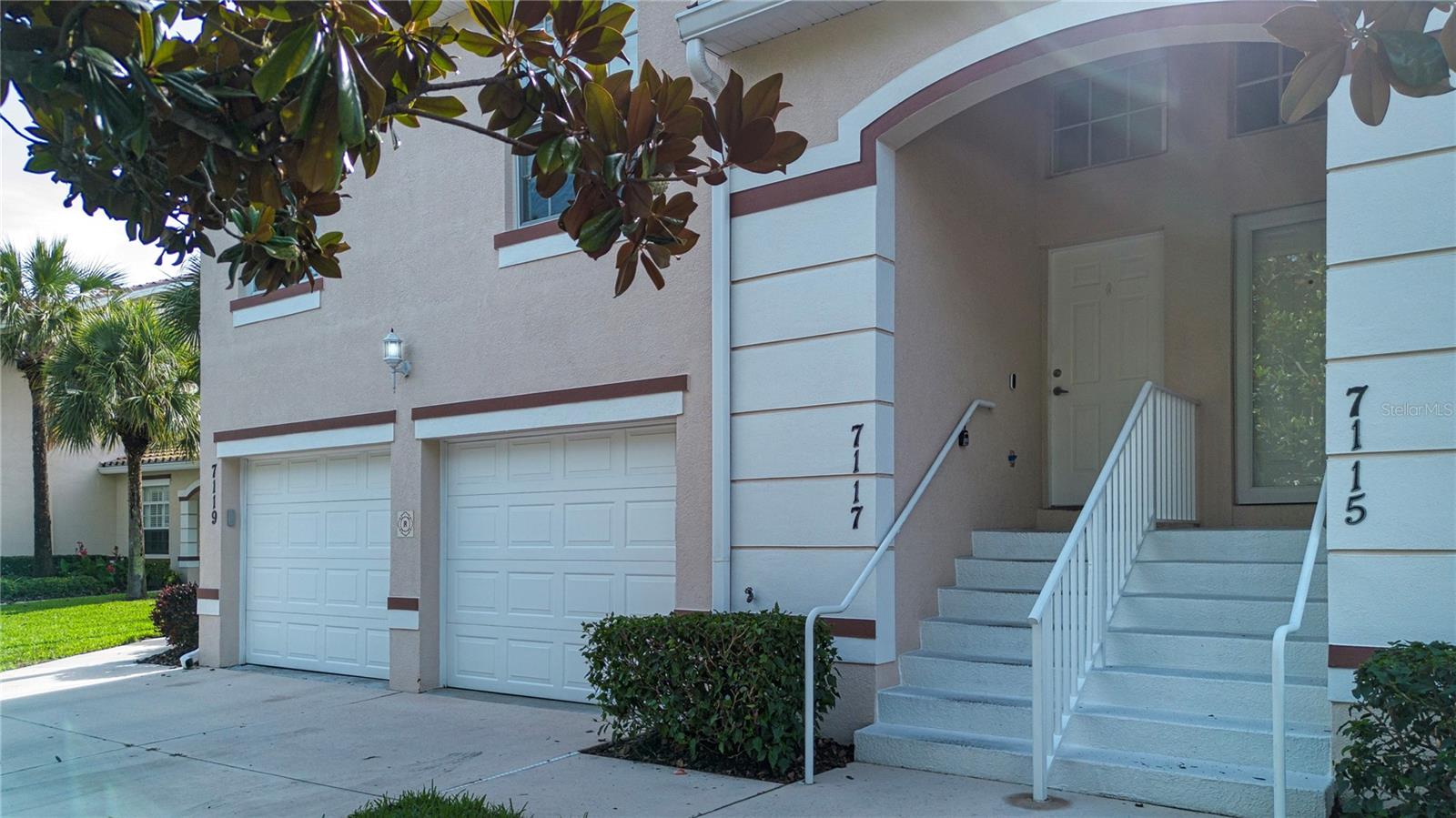 Image 4 of 41 For 7117 Strand Circle 201