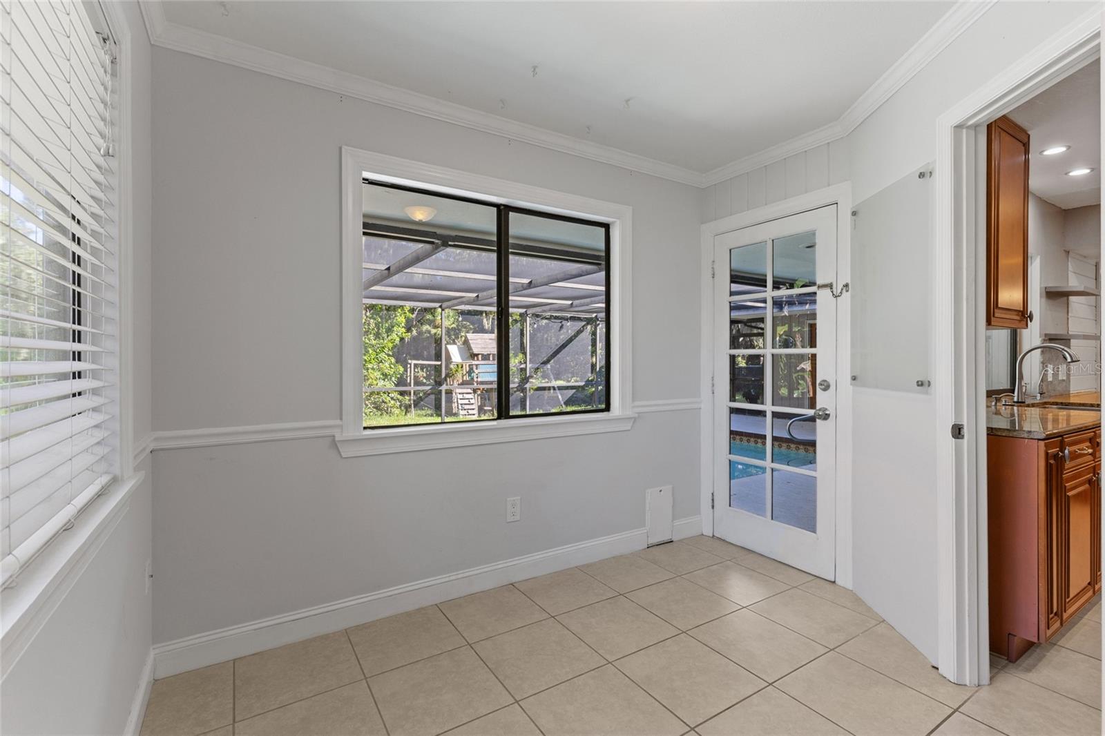 Image 15 of 40 For 4595 Friar Tuck Lane