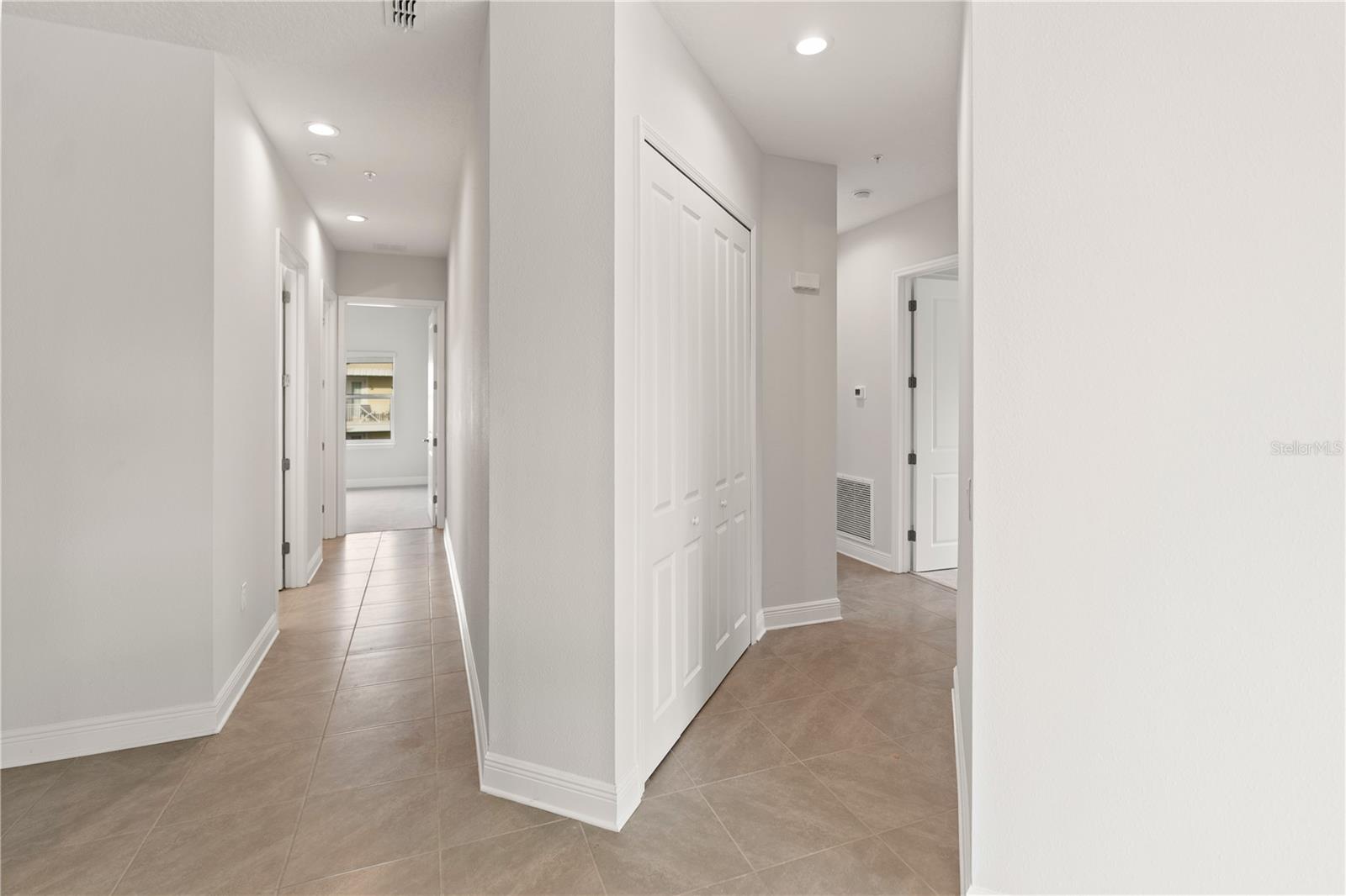Image 13 of 69 For 7611 34th Avenue W 301
