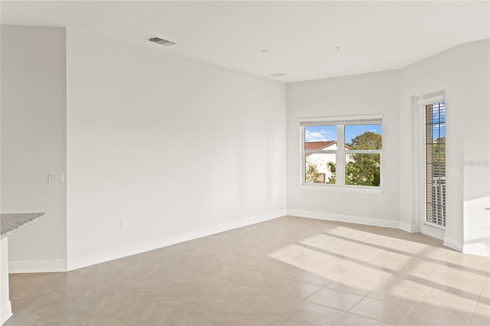 Image 16 of 69 For 7611 34th Avenue W 301