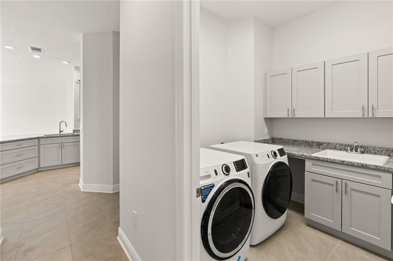 Image 42 of 69 For 7611 34th Avenue W 301