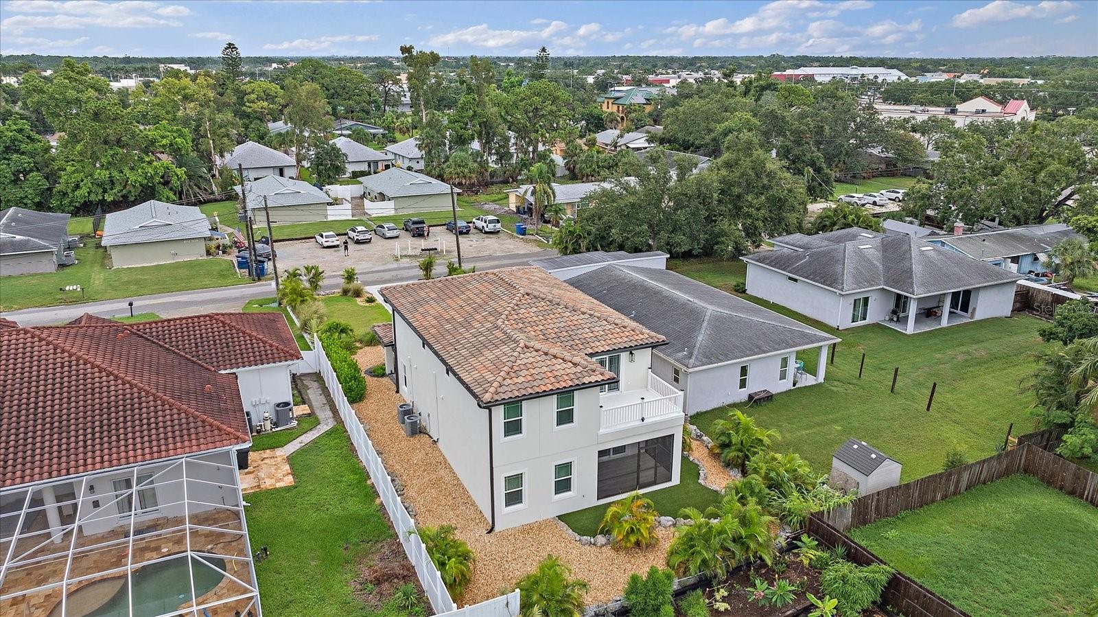 Image 47 of 52 For 1876 Livingstone Street