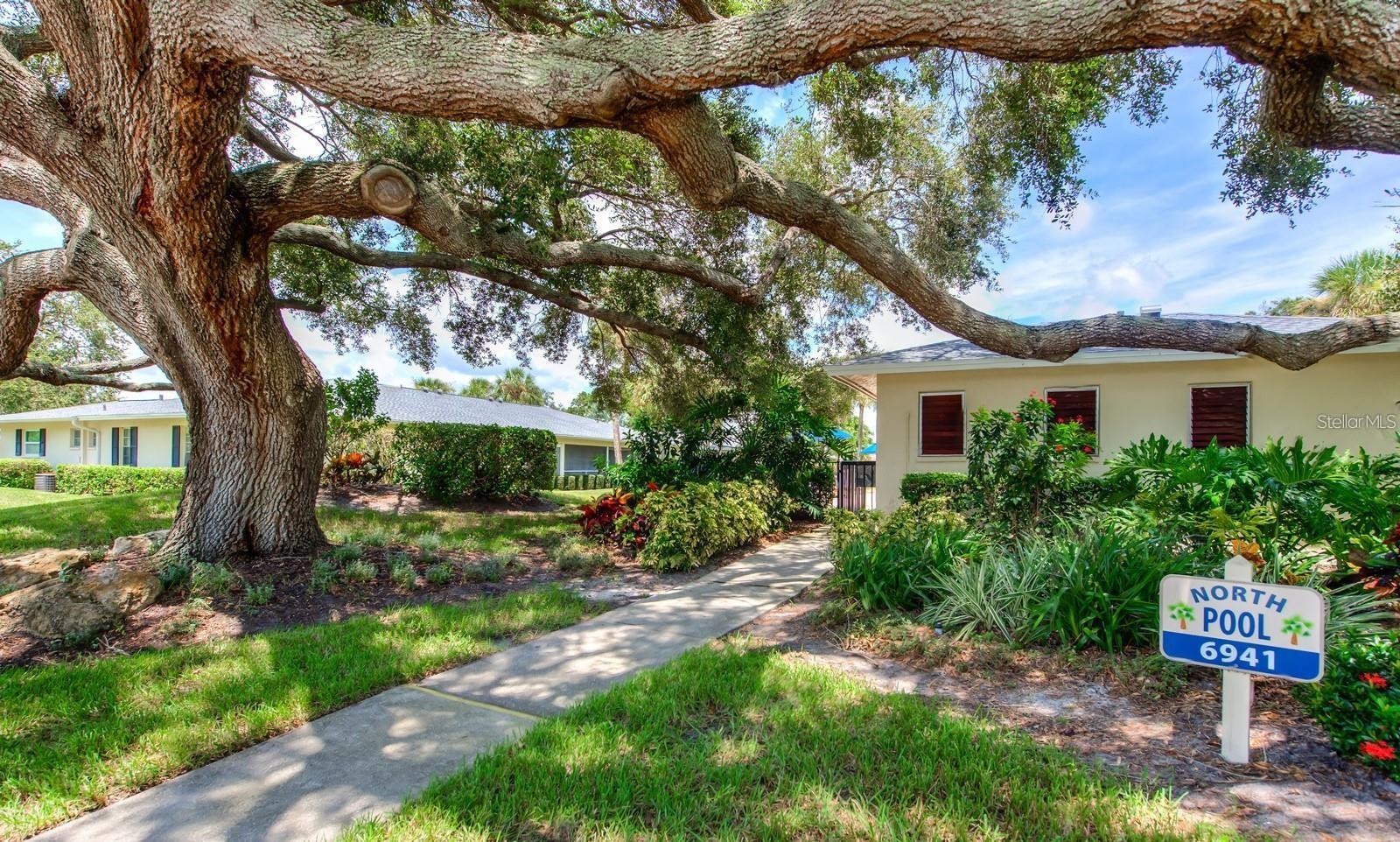 Image 22 of 29 For 6999 Country Club Drive N 224