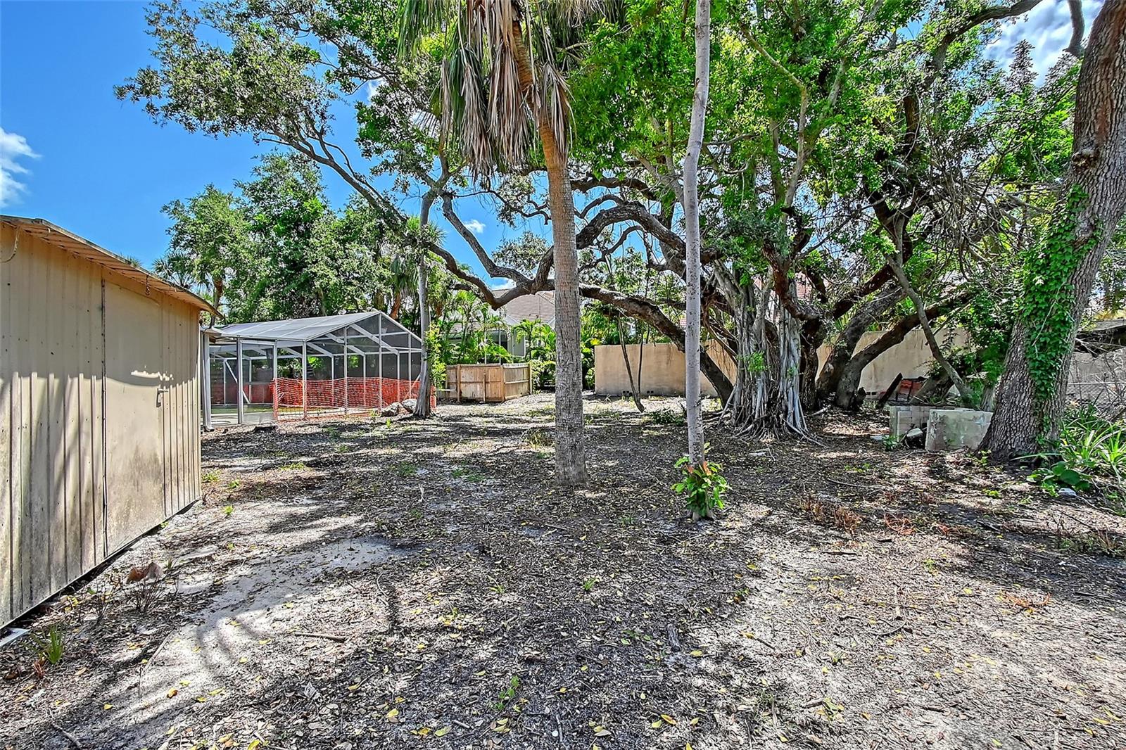 Image 4 of 9 For 5587 Shadow Lawn Drive