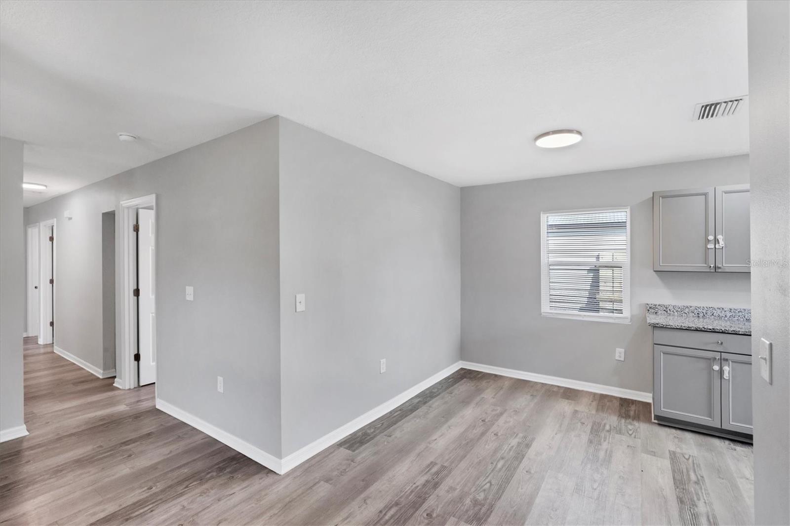 Image 9 of 19 For 3327 King Boulevard