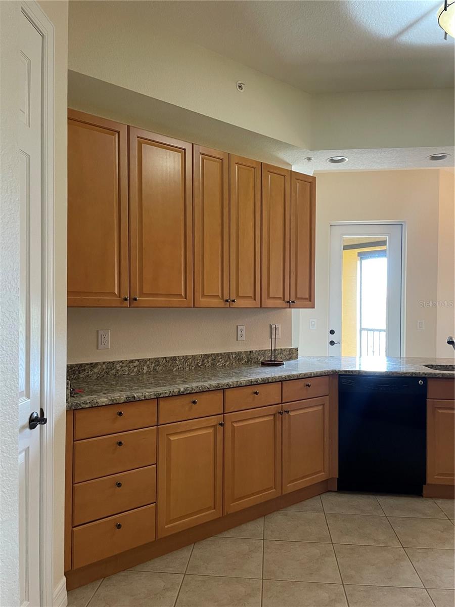 Image 13 of 52 For 94 Vivante Boulevard 402