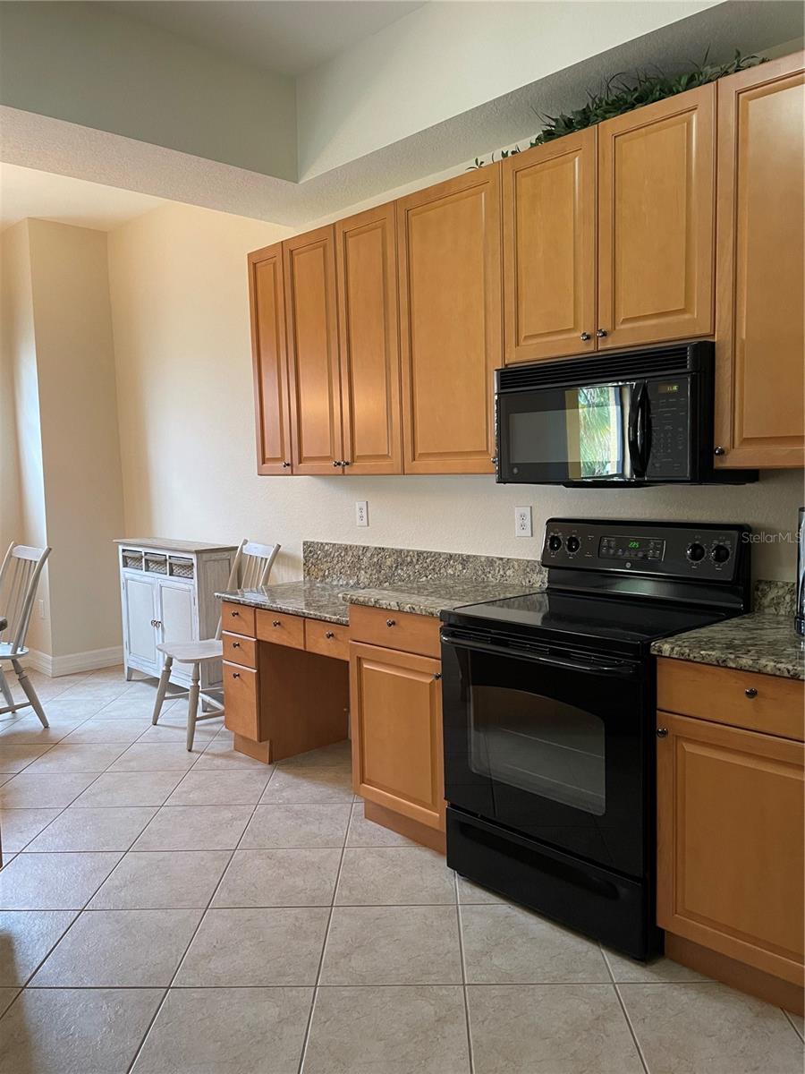 Image 15 of 52 For 94 Vivante Boulevard 402