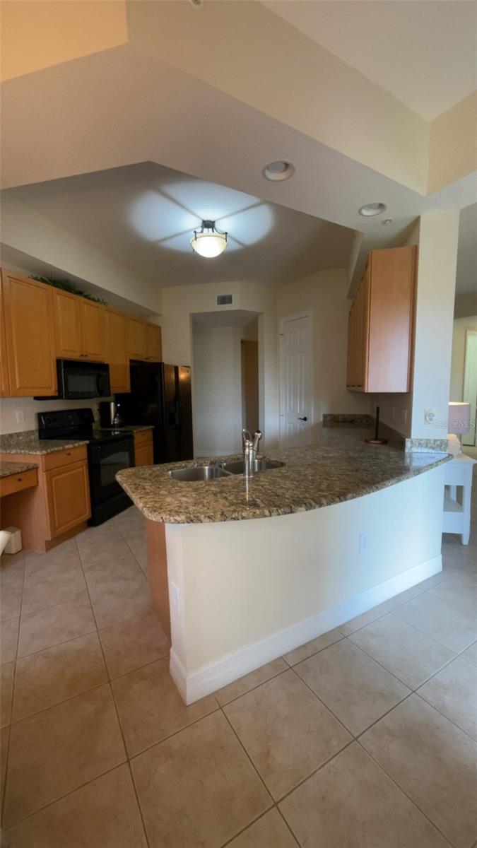 Image 18 of 52 For 94 Vivante Boulevard 402