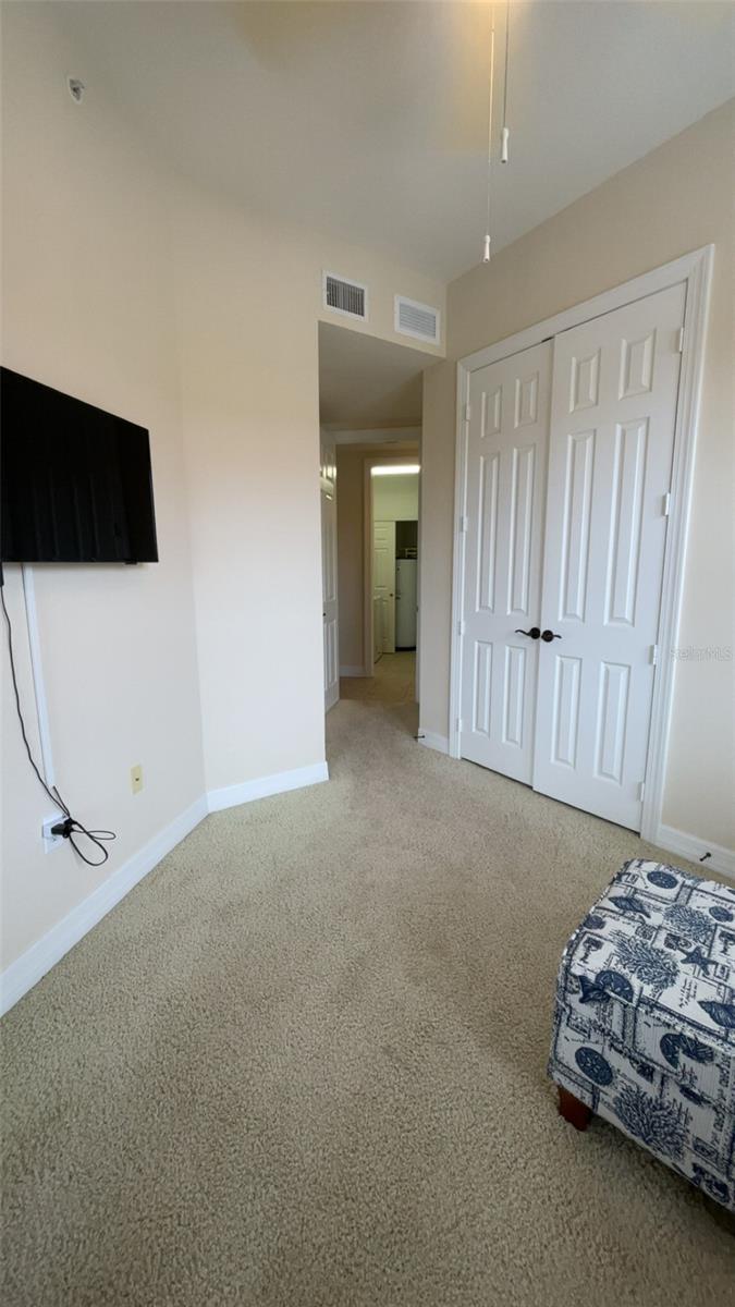 Image 27 of 52 For 94 Vivante Boulevard 402