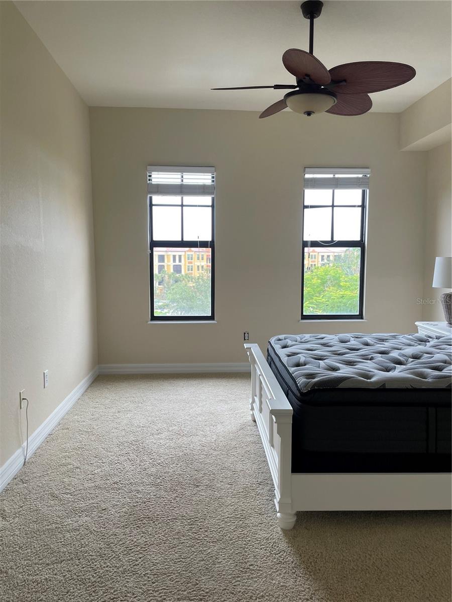 Image 39 of 52 For 94 Vivante Boulevard 402