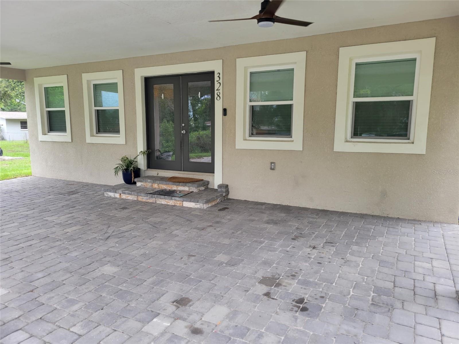 Image 2 of 36 For 328 20th Street W