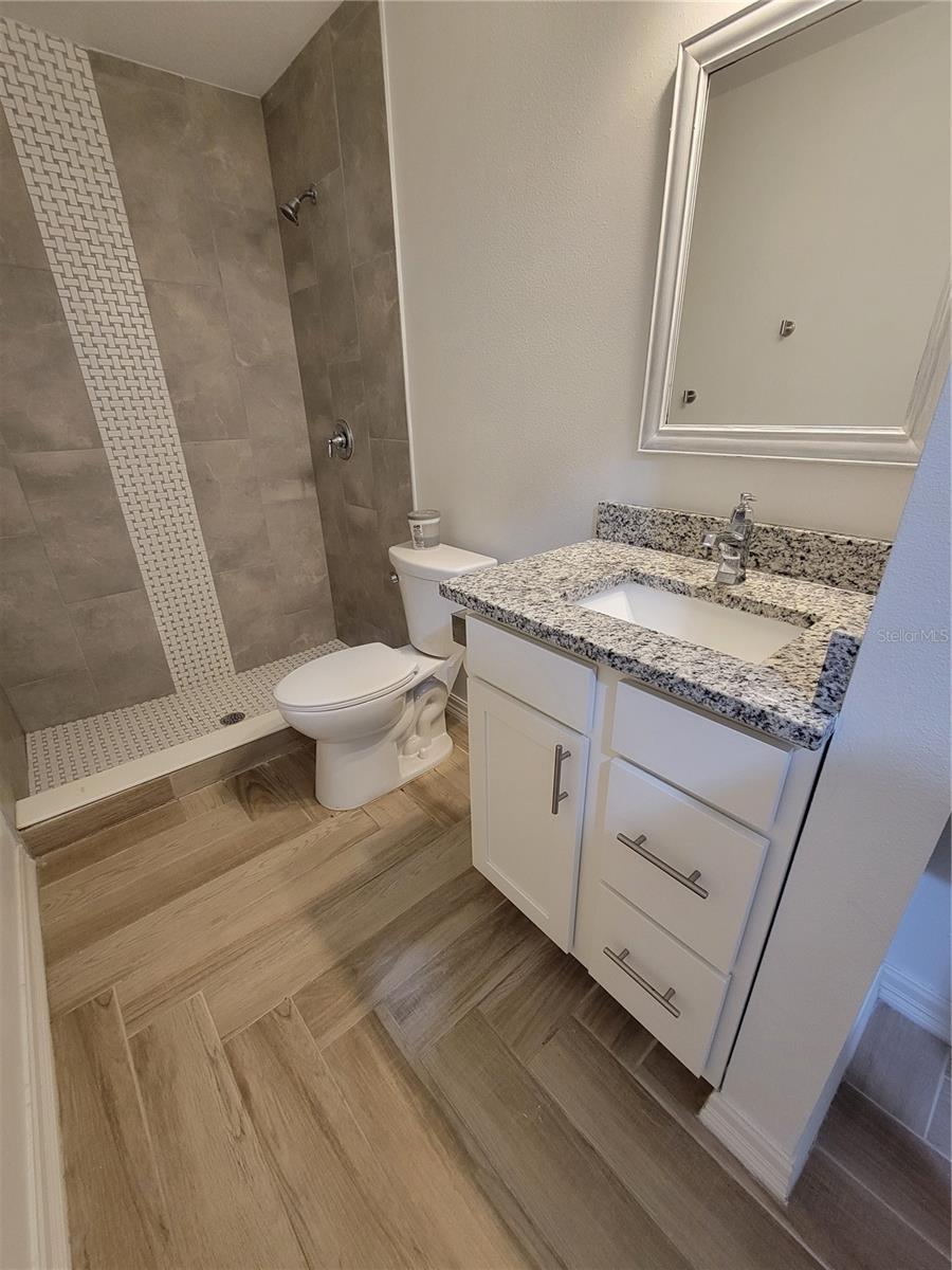 Image 30 of 36 For 328 20th Street W