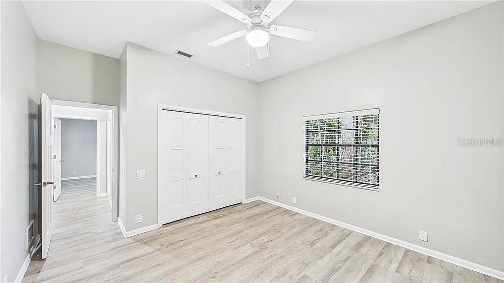 Image 17 of 37 For 6107 Misty Oaks Street