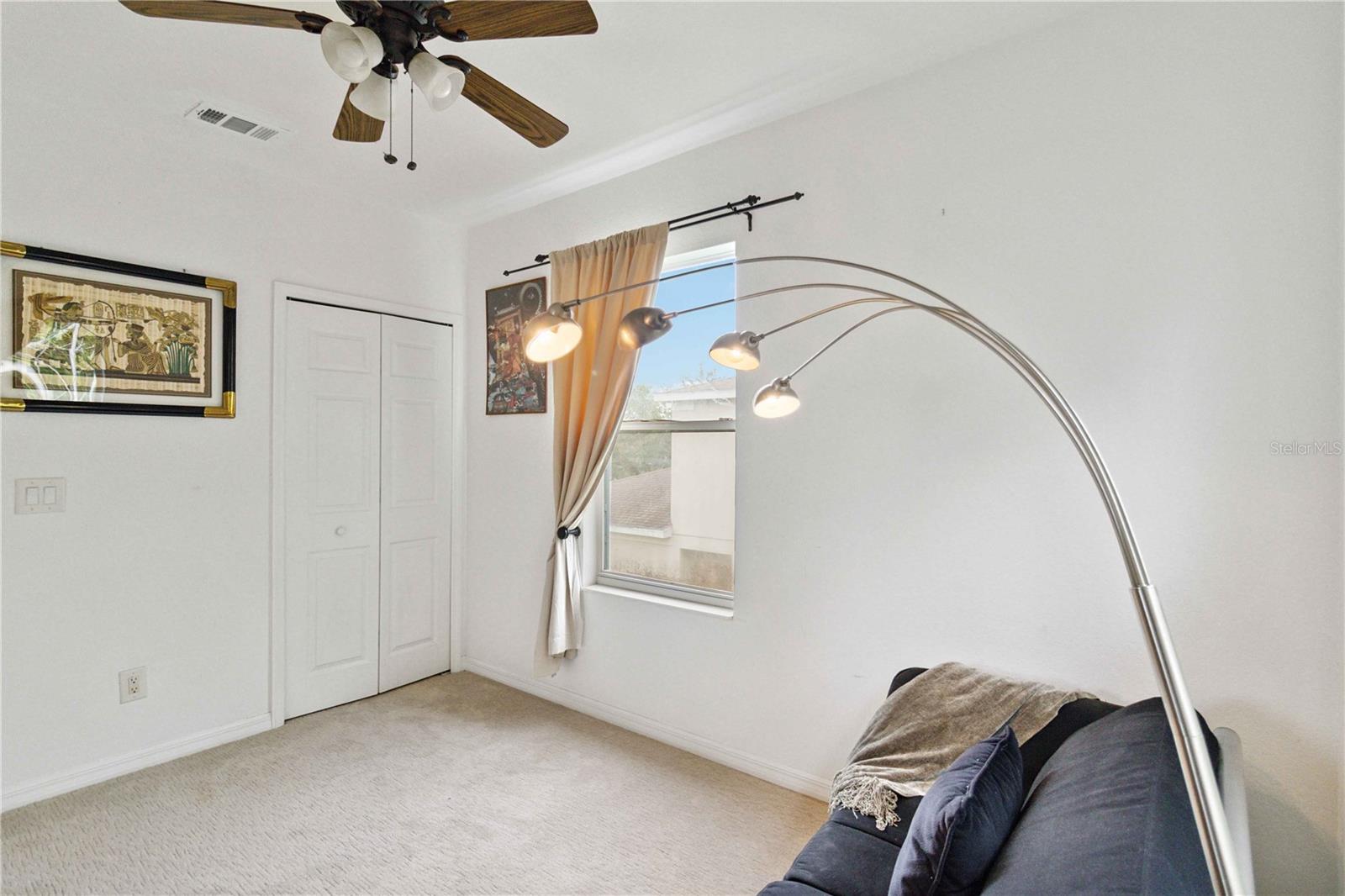 Image 23 of 30 For 2303 28th Avenue E