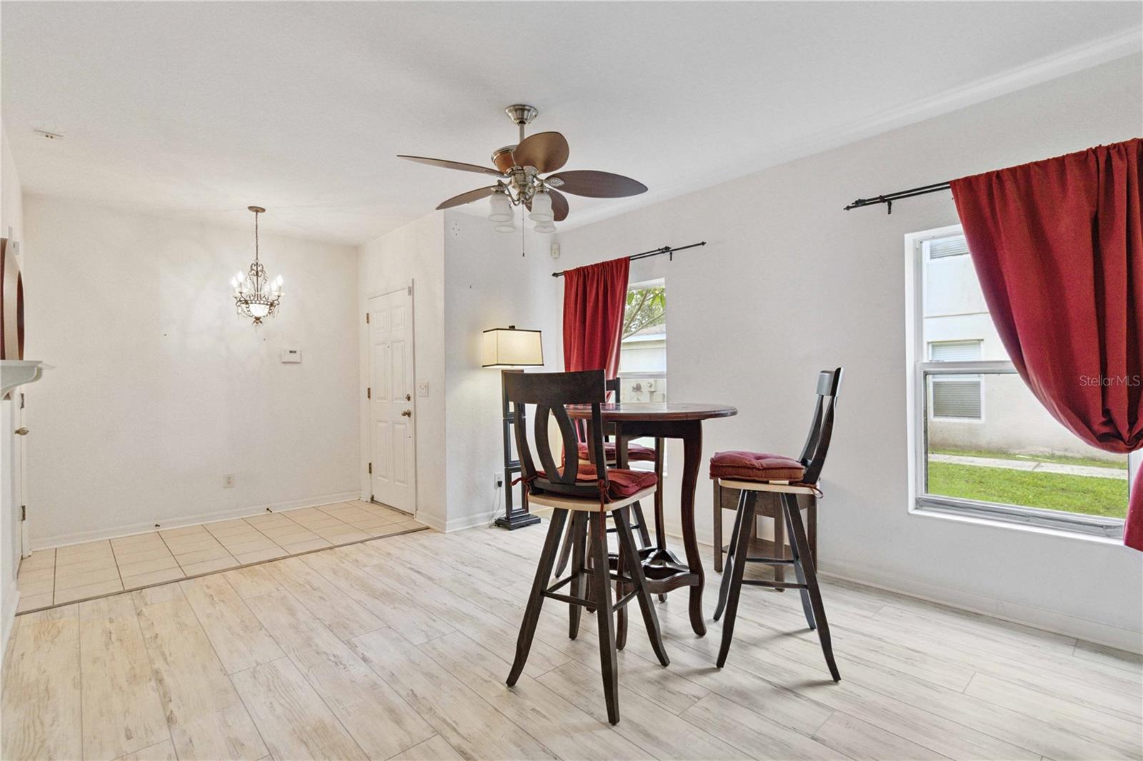 Image 6 of 30 For 2303 28th Avenue E