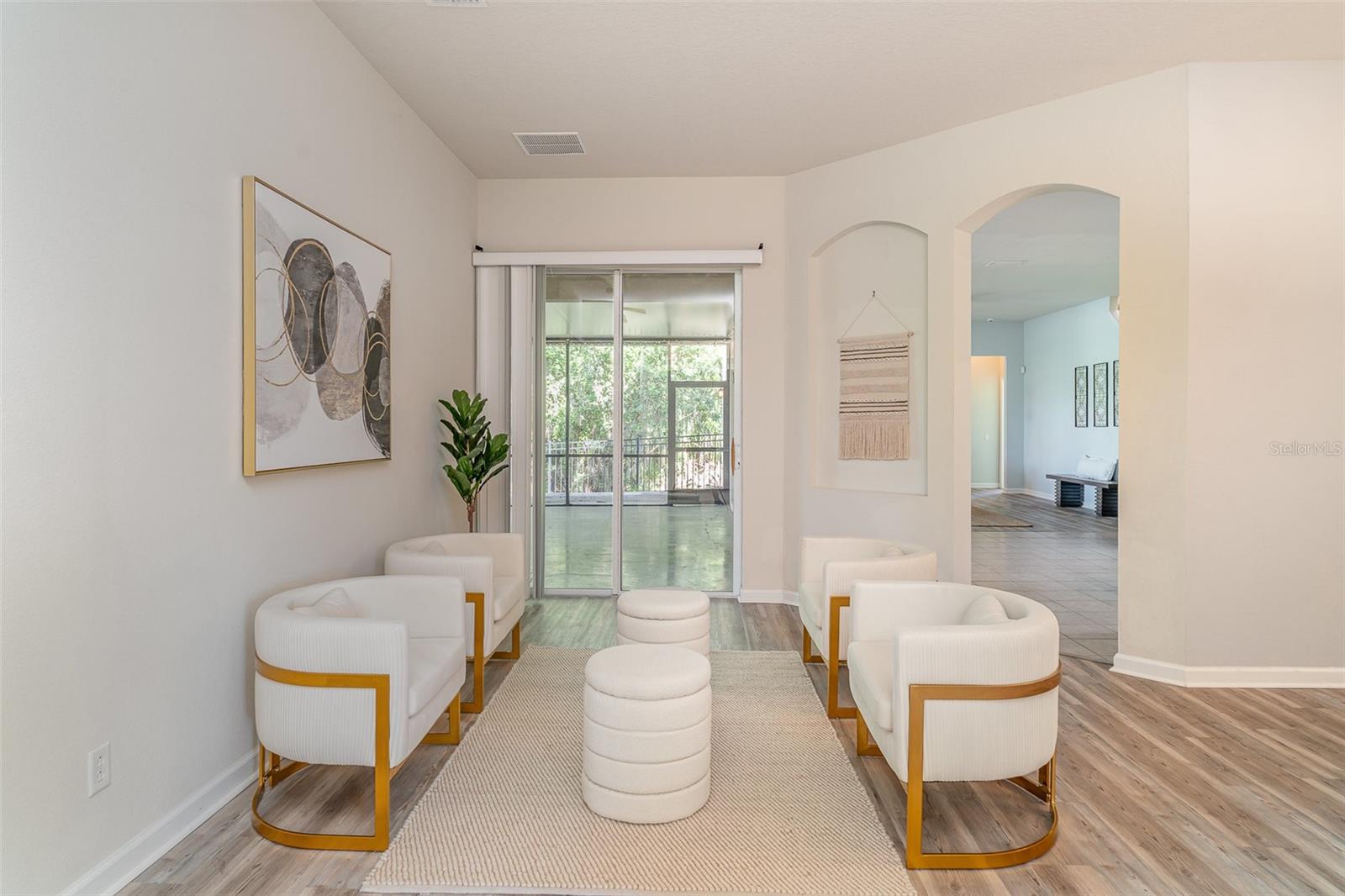 Image 4 of 41 For 5405 98th Avenue E