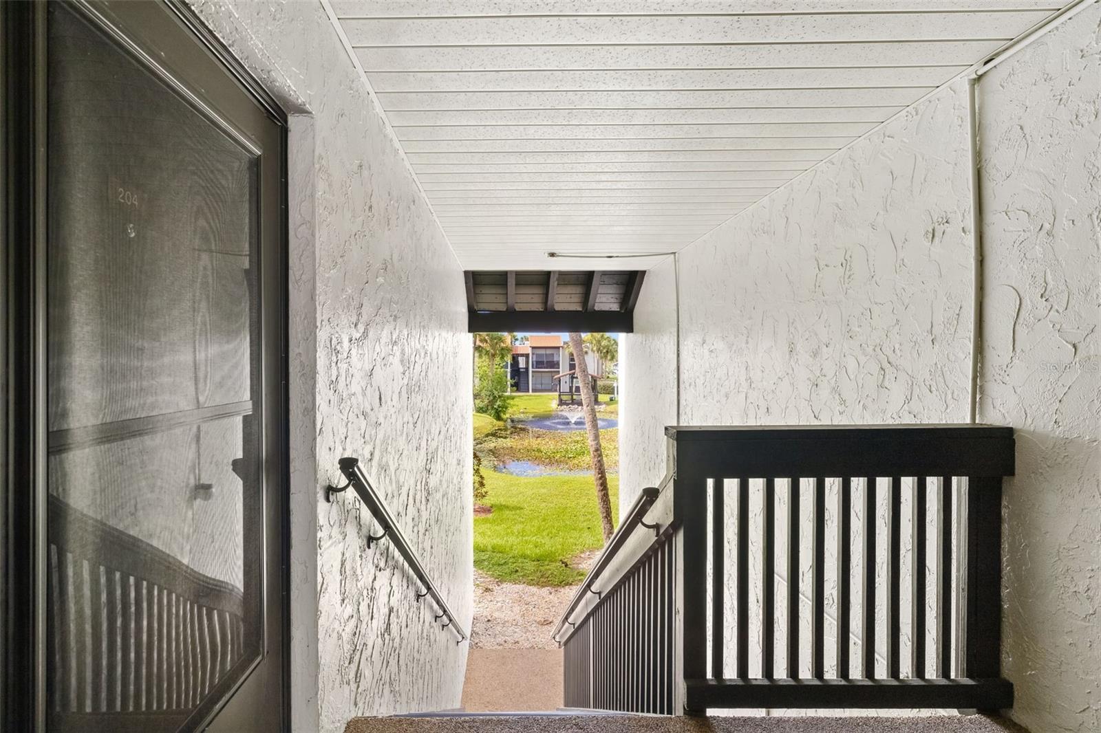 Image 19 of 33 For 3217 Beneva Road 204