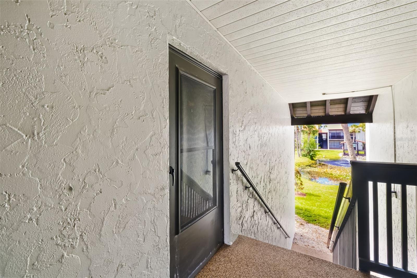 Image 20 of 33 For 3217 Beneva Road 204