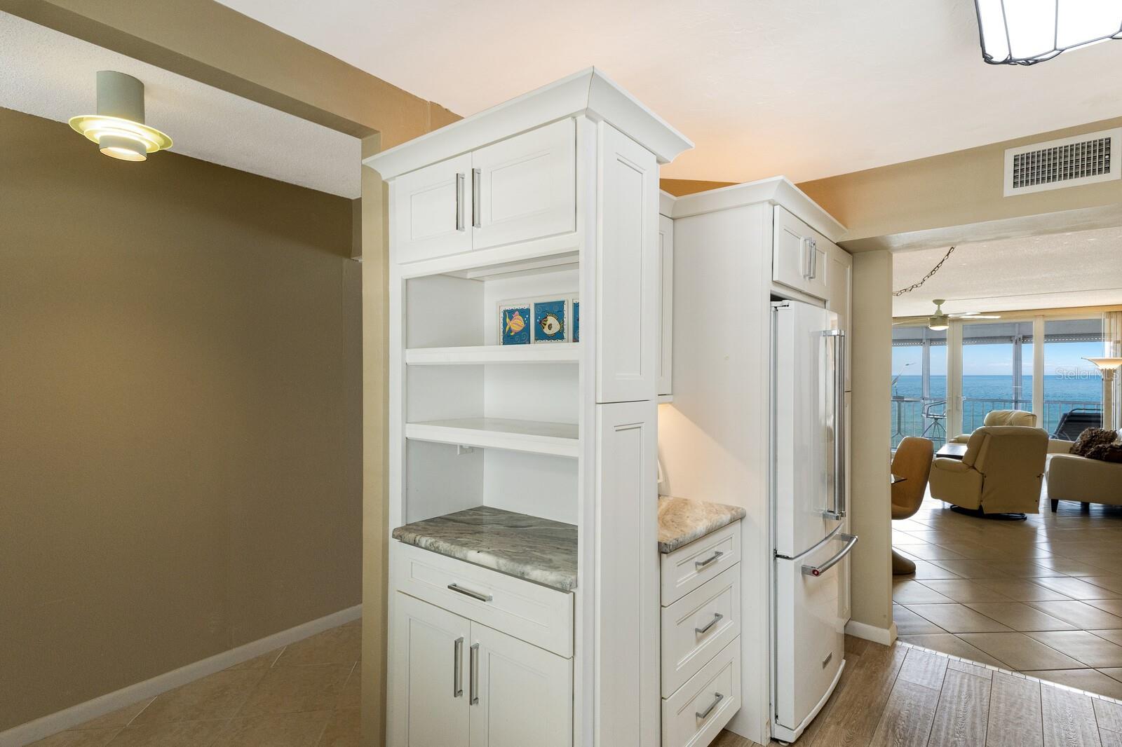 Image 17 of 57 For 5200 Gulf Drive 302