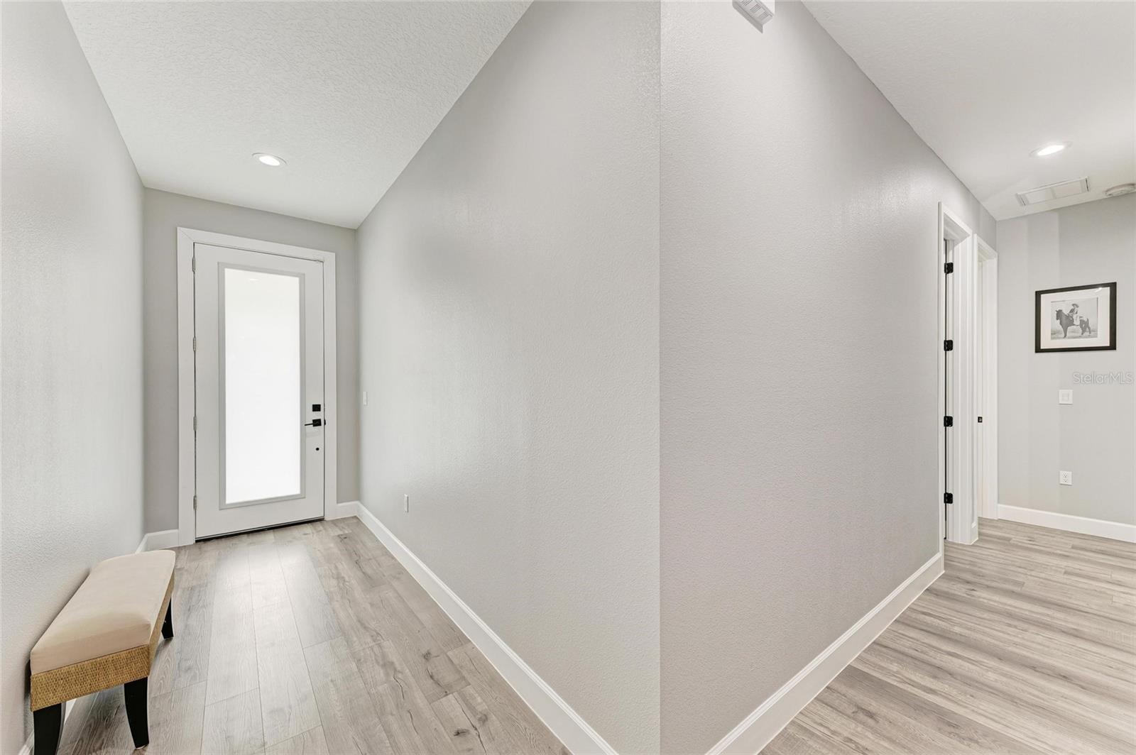 Image 31 of 48 For 4314 Des Plaines Drive