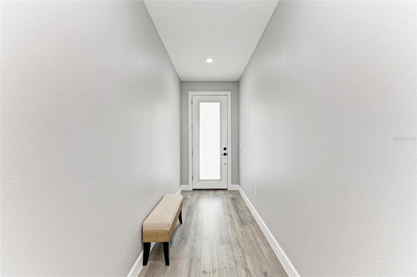 Image 7 of 48 For 4314 Des Plaines Drive