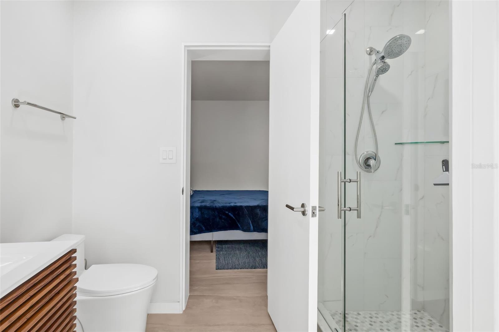 Image 37 of 61 For 904 Virginia Drive